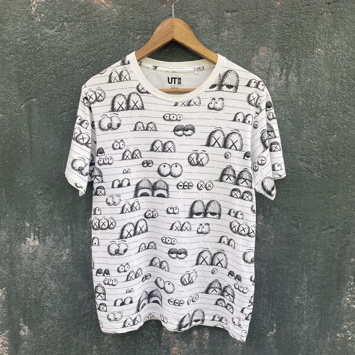 Kaws × Uniqlo Kaws Overprint ERD GRUNGE LGB THRASHED GRAIL TEE Size US L / EU 52-54 / 3 - 1 Thumbnail