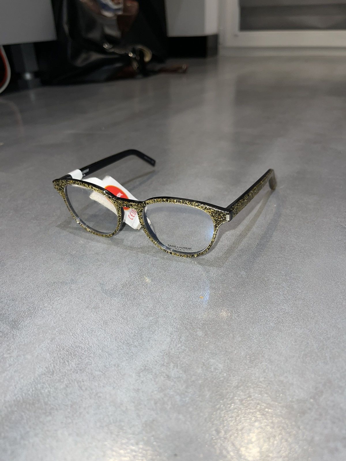 Saint Laurent Paris Saint Laurent CLASSIC 10 Gold Glasses Size ONE SIZE - 1 Thumbnail