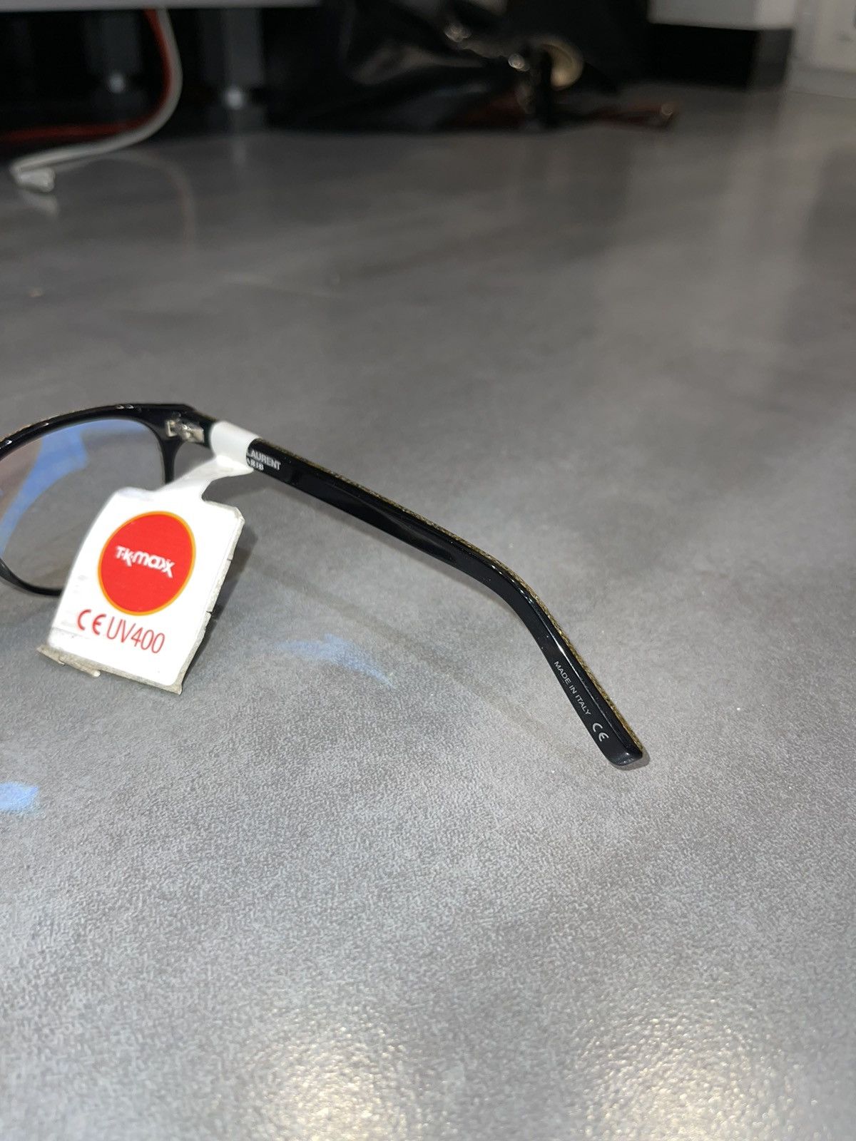 Saint Laurent Paris Saint Laurent CLASSIC 10 Gold Glasses Size ONE SIZE - 8 Thumbnail