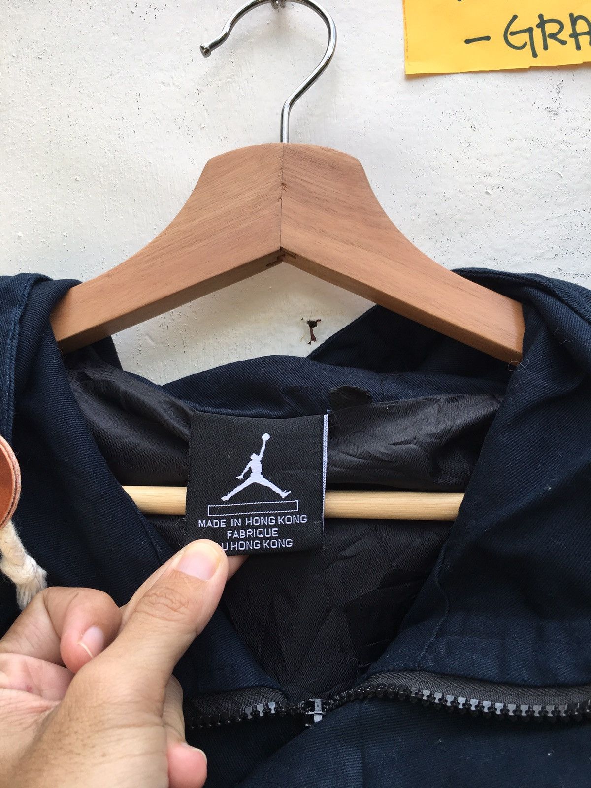 Jordan Brand Vintage Air Jordan Big Logo Hoodie Jacket Nice Design Size US M / EU 48-50 / 2 - 7 Thumbnail