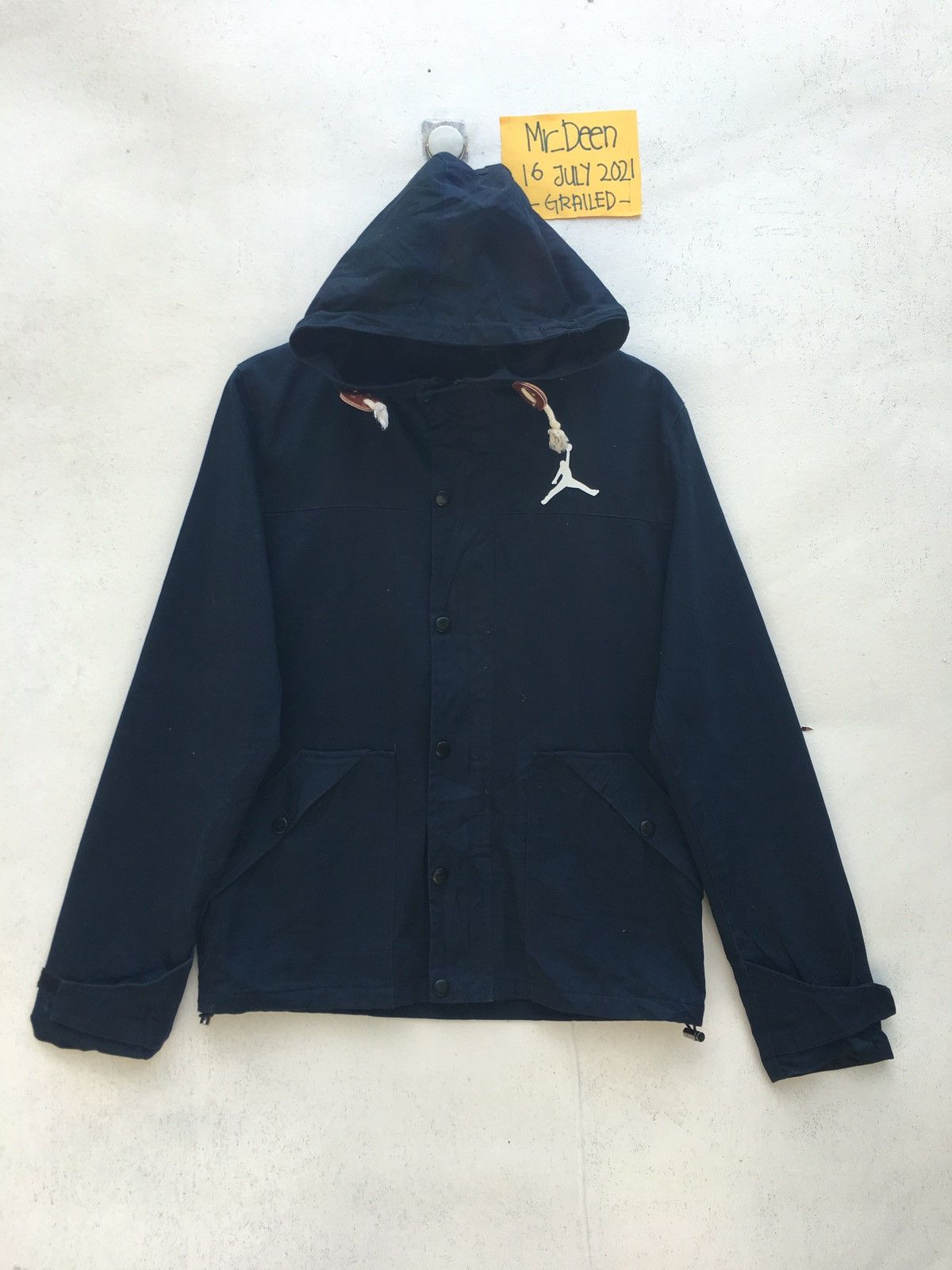 Jordan Brand Vintage Air Jordan Big Logo Hoodie Jacket Nice Design Size US M / EU 48-50 / 2 - 17 Thumbnail