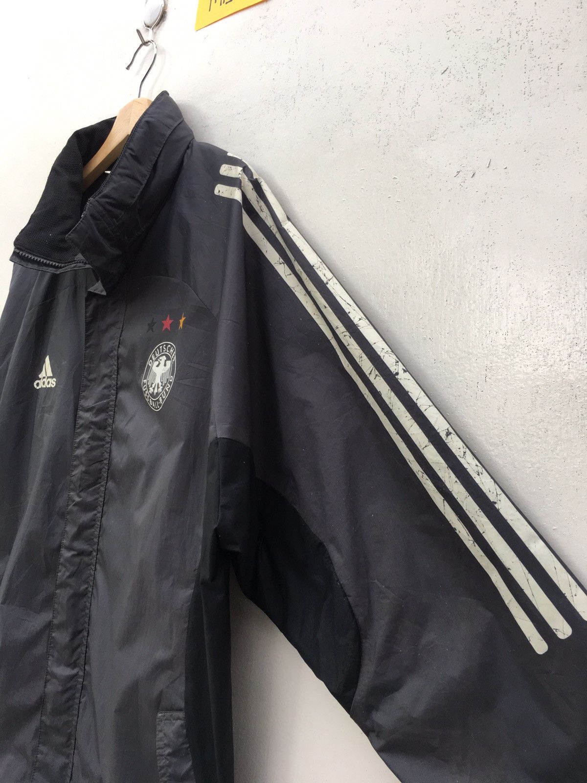 Adidas Vintage ADIDAS Deutscher Fussball Bund Light Jacket Germany Size US M / EU 48-50 / 2 - 8 Thumbnail