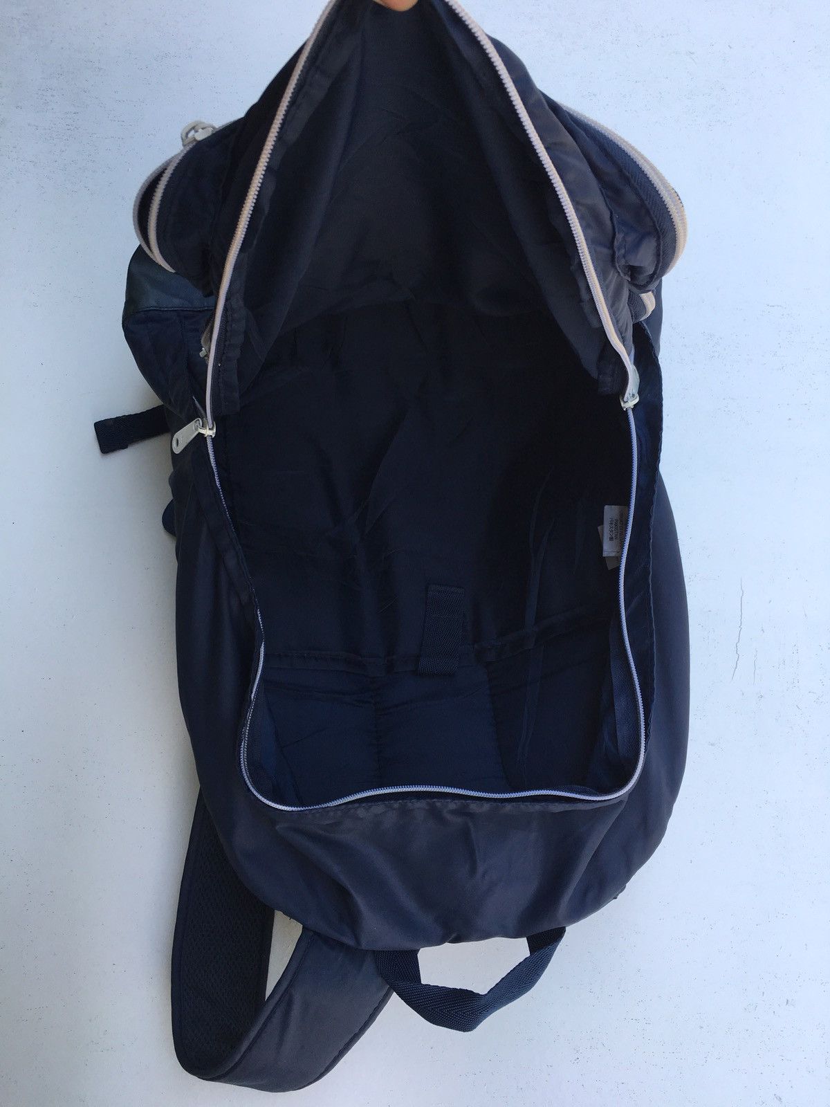 Adidas Vintage Adidas Big Logo Backpack Nylon Size ONE SIZE - 11 Thumbnail