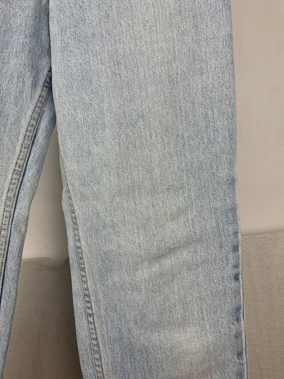 Levi's Vintage Levi's 550 Light Washed Denim Size W25 Women Size 25" / US 0 / IT 36 - 4 Thumbnail