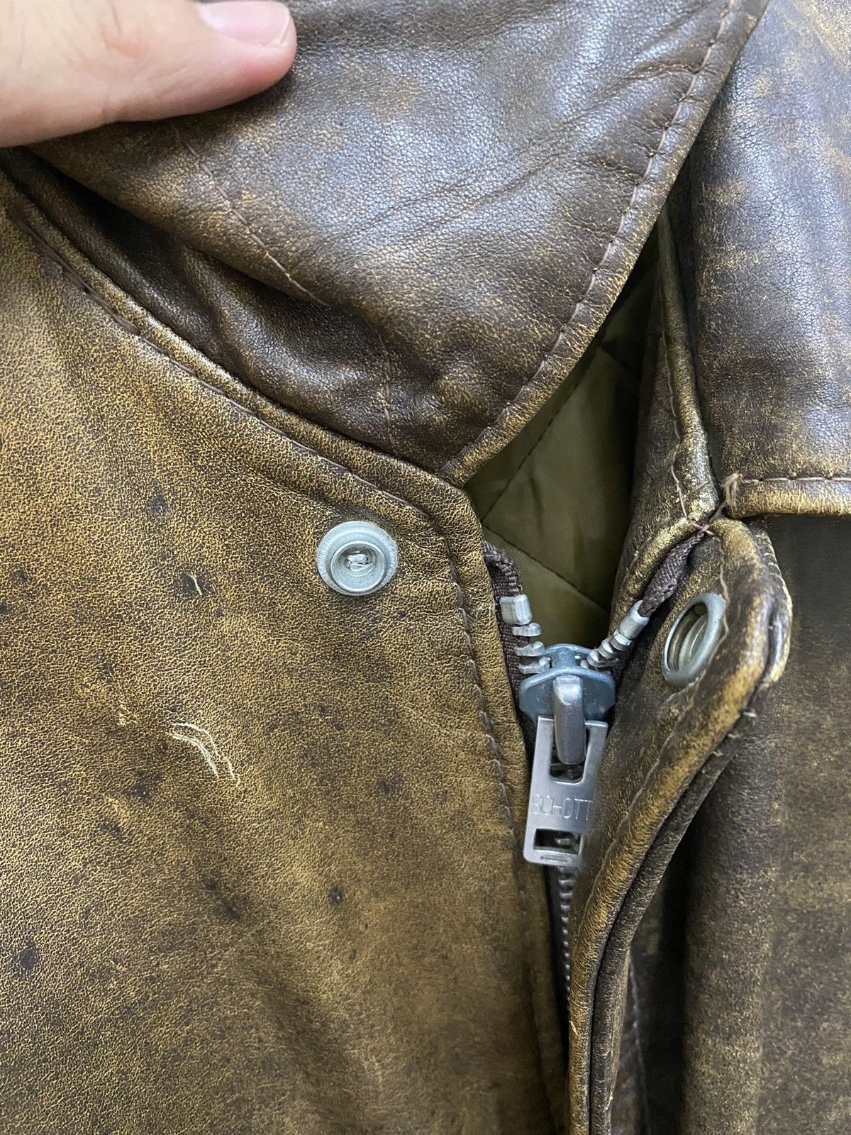 Schott Vintage Schott A-2 Leather Flight Jacket Size US M / EU 48-50 / 2 - 16 Thumbnail