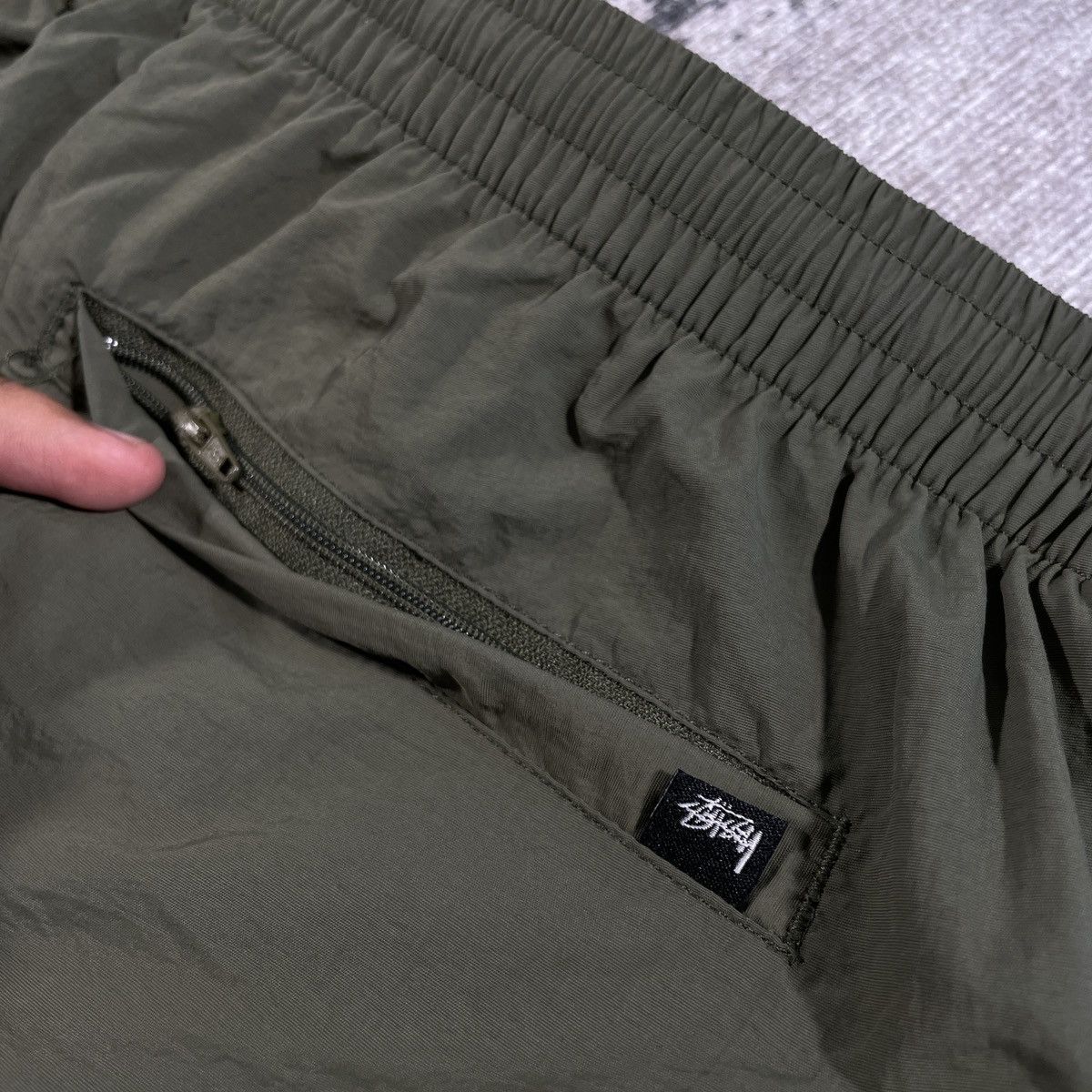 Stussy STUSSY GREEN SHORTS 30 - SHADOW SCRIPT Size US 30 / EU 46 - 6 Thumbnail