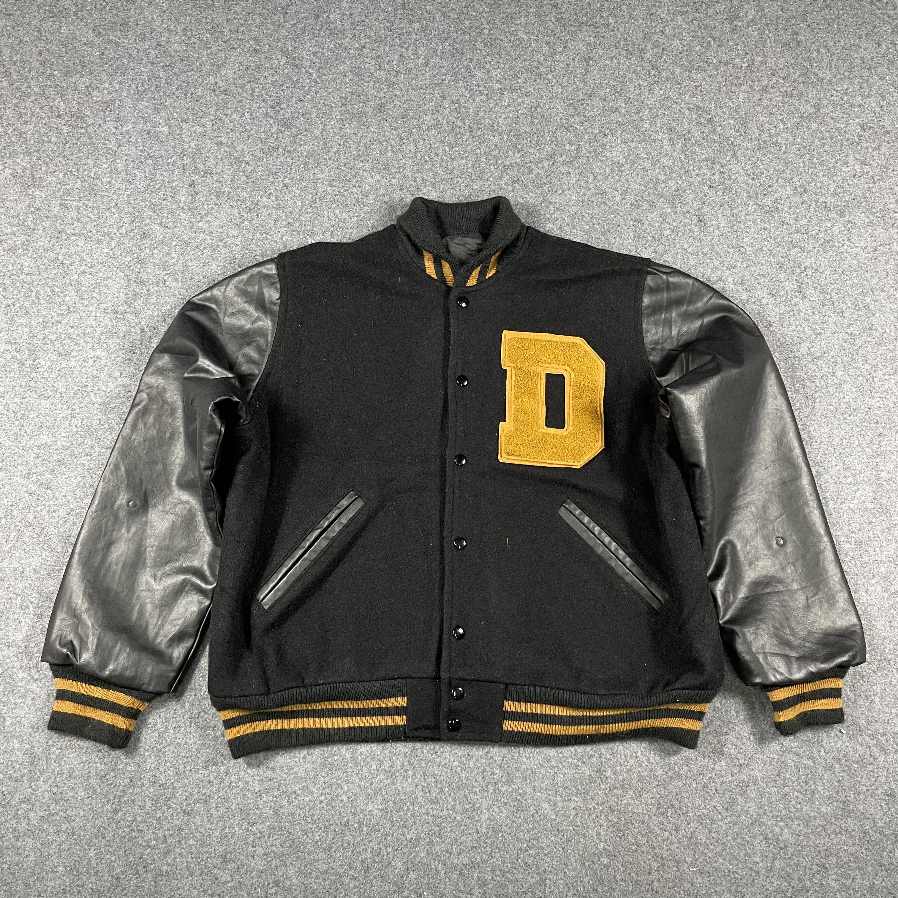 Vintage Vintage Letterman Varsity Jacket-M137 Size US XL / EU 56 / 4 - 1 Thumbnail