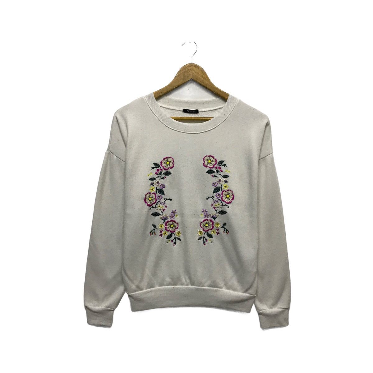 Japanese Brand × Vintage Vintage Art Design Flowers Sweatshirt Embroidery Flower Size US M / EU 48-50 / 2 - 1 Thumbnail