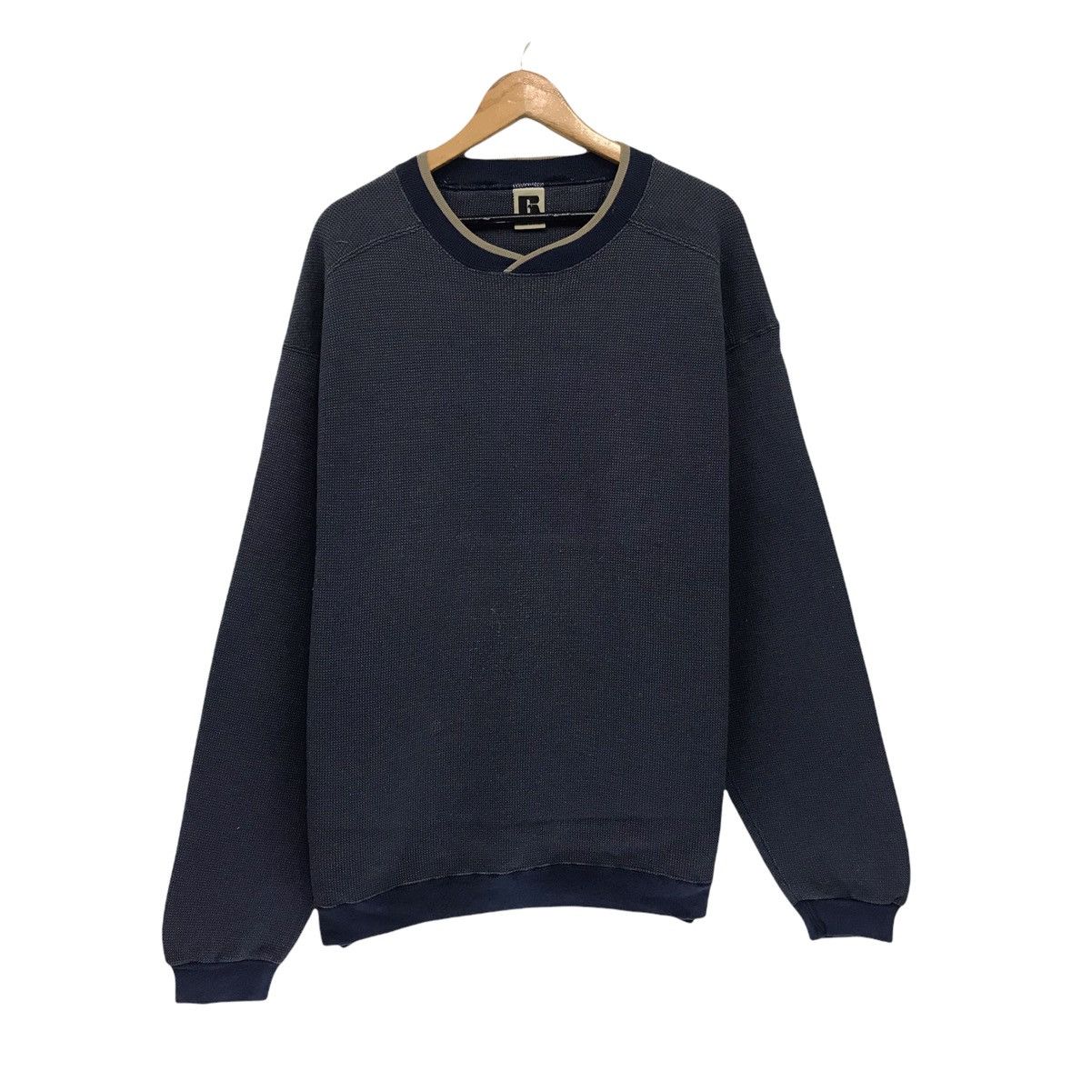 Russell Athletic × Vintage Vintage Russell Athletic Plain Sweatshirt Size US L / EU 52-54 / 3 - 1 Thumbnail