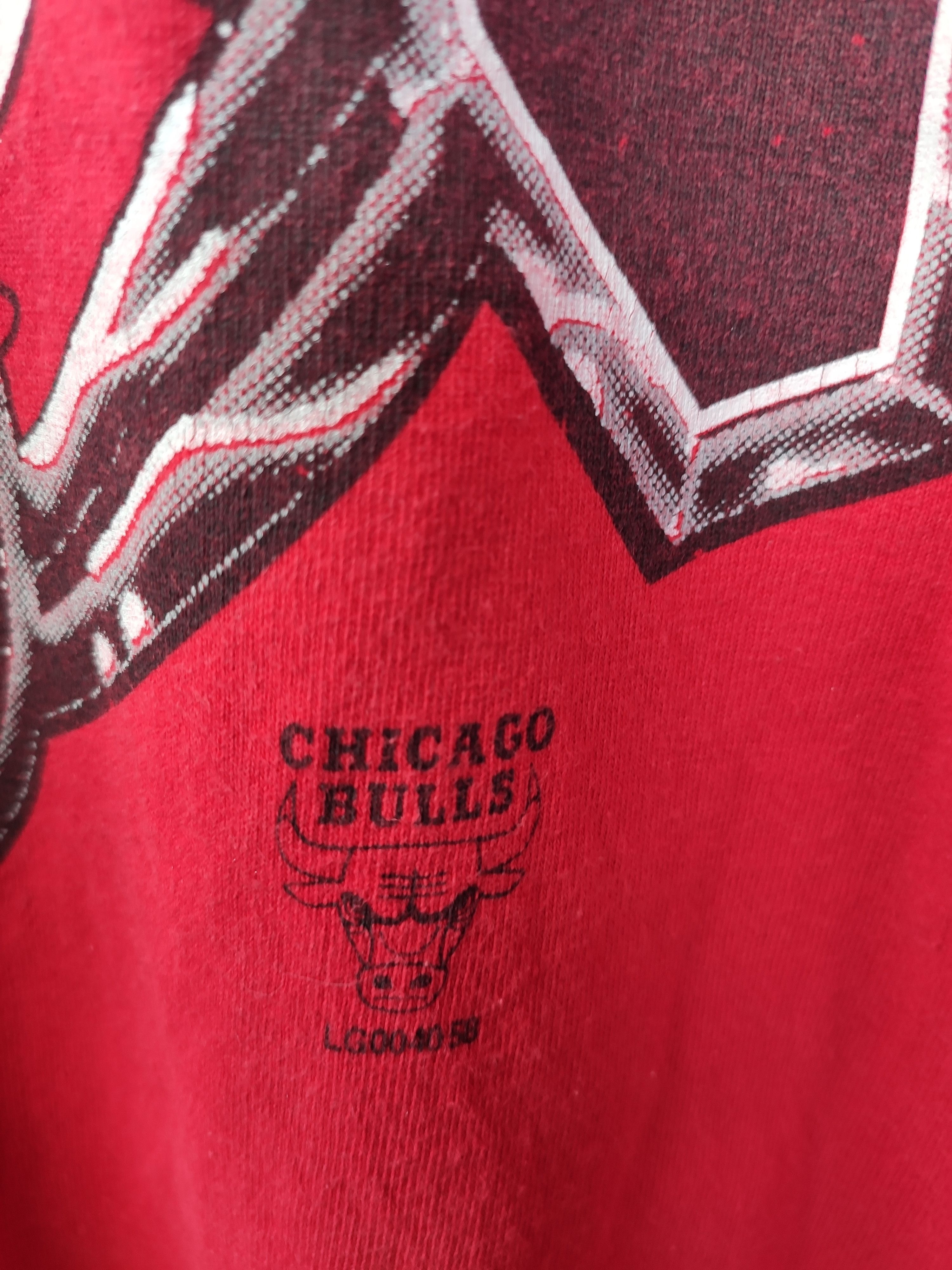 NBA 🔥 Vtg 90s Vintage Chicago Bulls t shirt made in Usa Size US L / EU 52-54 / 3 - 6 Thumbnail