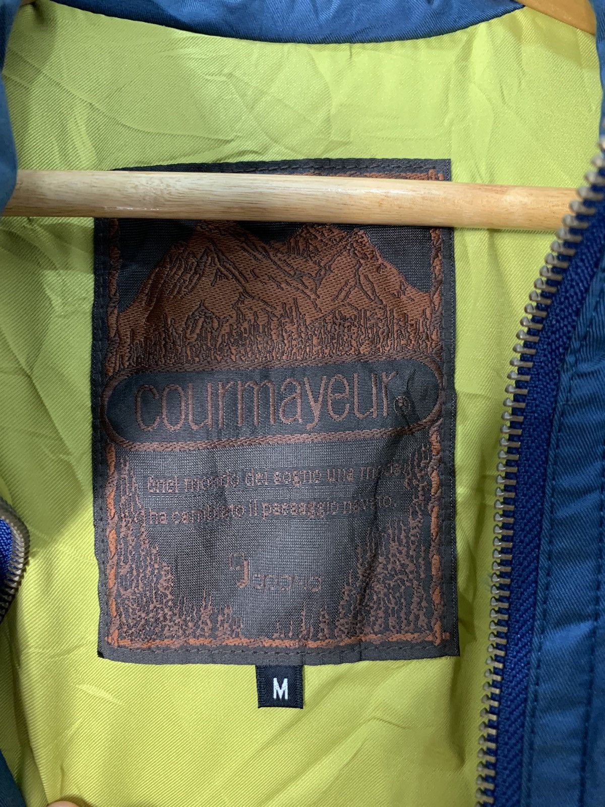 Japanese Brand Rare Japanese Brand Courmayeur Puffer Jacket Color Block Size US L / EU 52-54 / 3 - 8 Thumbnail