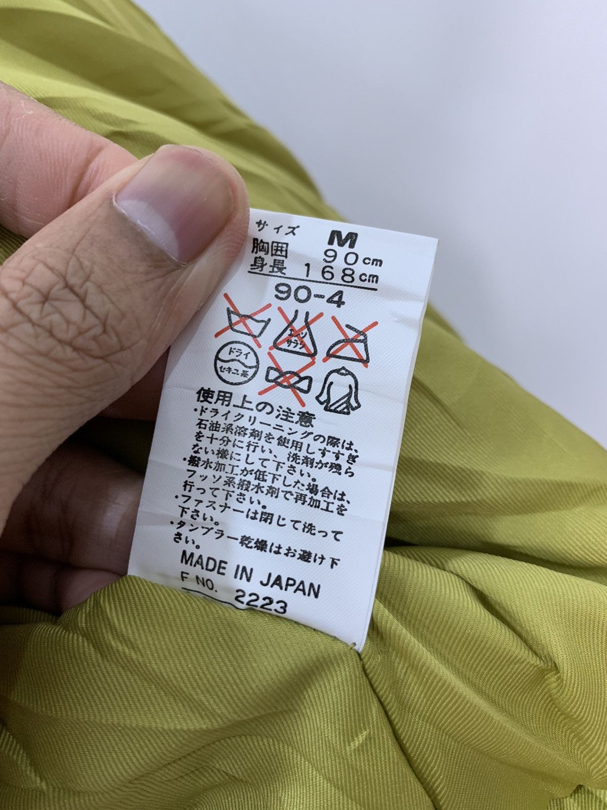 Japanese Brand Rare Japanese Brand Courmayeur Puffer Jacket Color Block Size US L / EU 52-54 / 3 - 9 Thumbnail