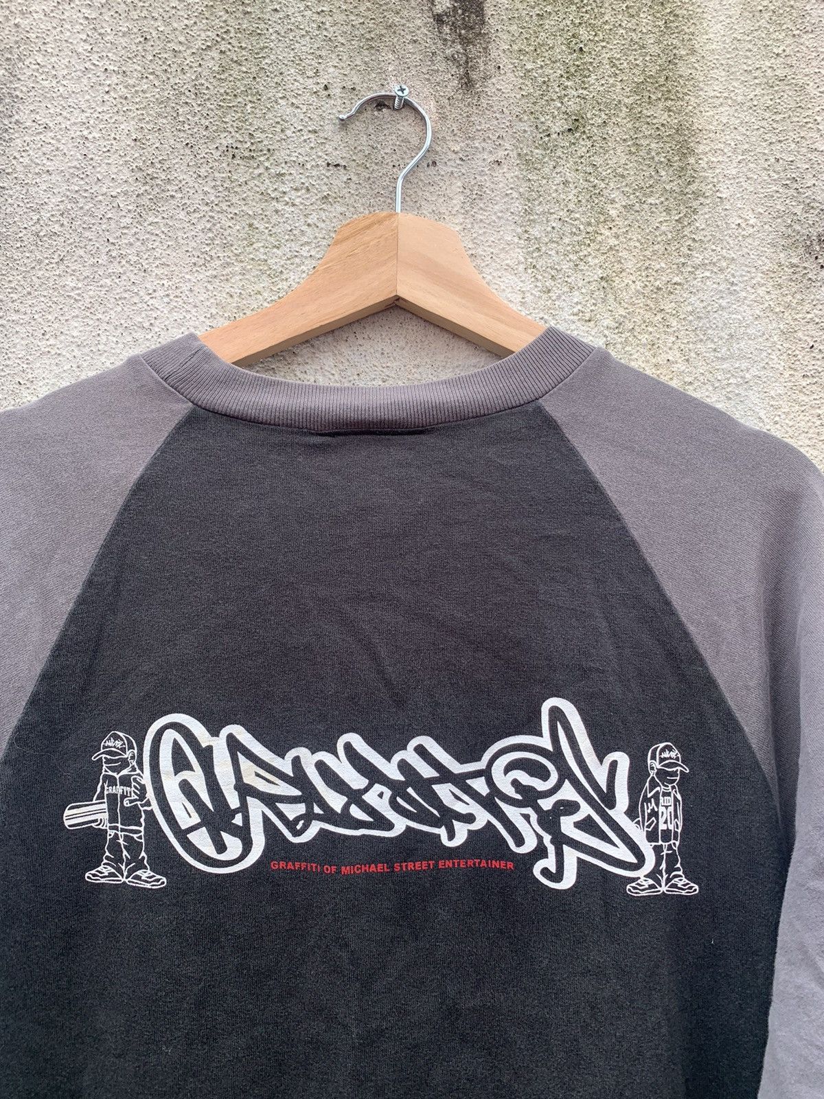 Japanese Brand × Vintage Vintage Sunfaded Graffiti Of Michael Street Entertainer Size US M / EU 48-50 / 2 - 6 Thumbnail