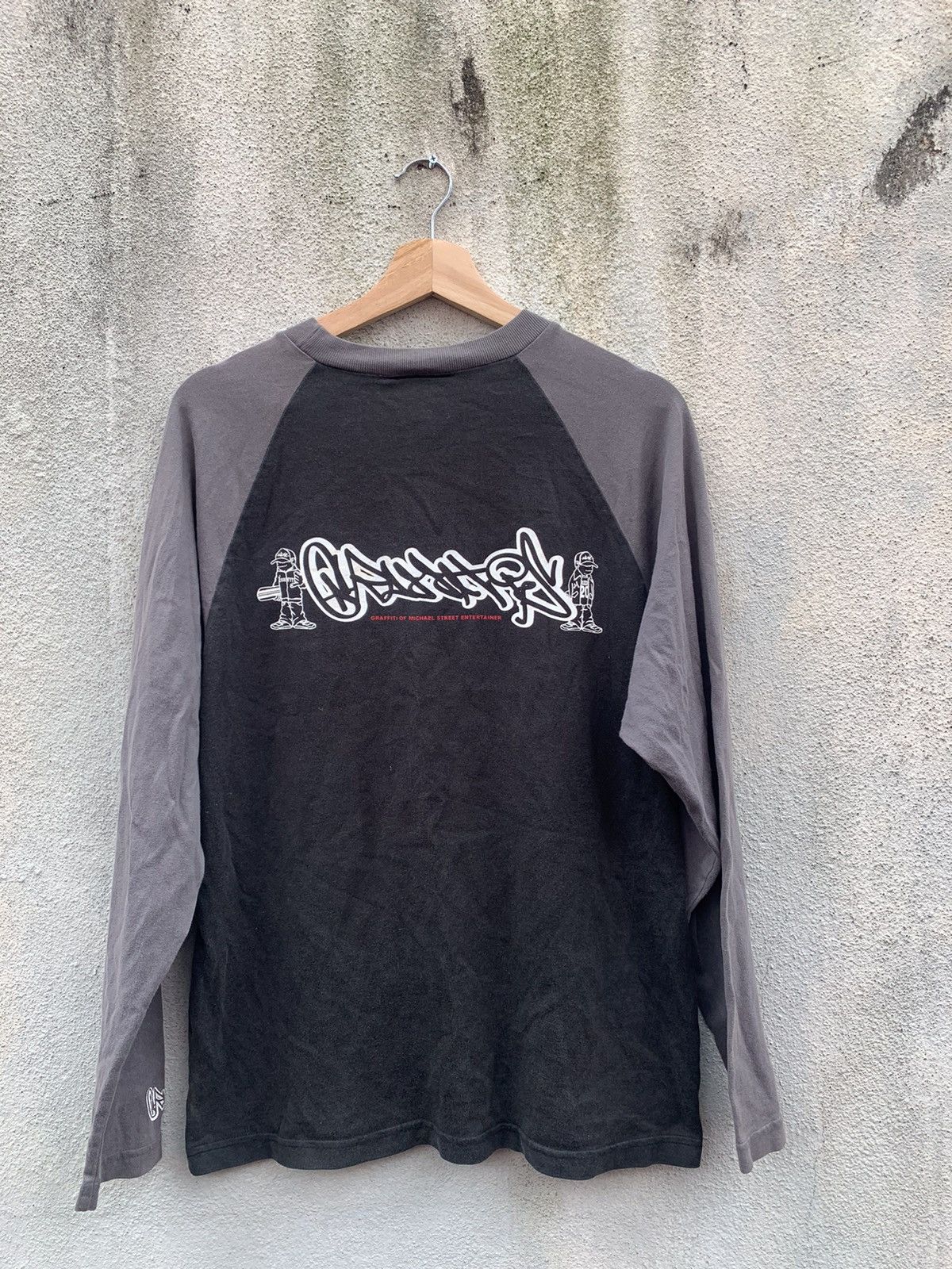 Japanese Brand × Vintage Vintage Sunfaded Graffiti Of Michael Street Entertainer Size US M / EU 48-50 / 2 - 2 Thumbnail