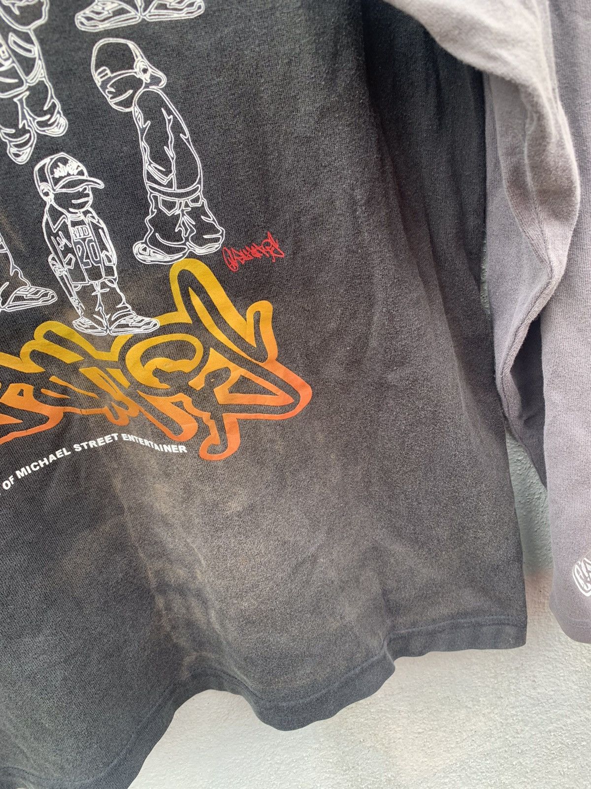 Japanese Brand × Vintage Vintage Sunfaded Graffiti Of Michael Street Entertainer Size US M / EU 48-50 / 2 - 4 Thumbnail