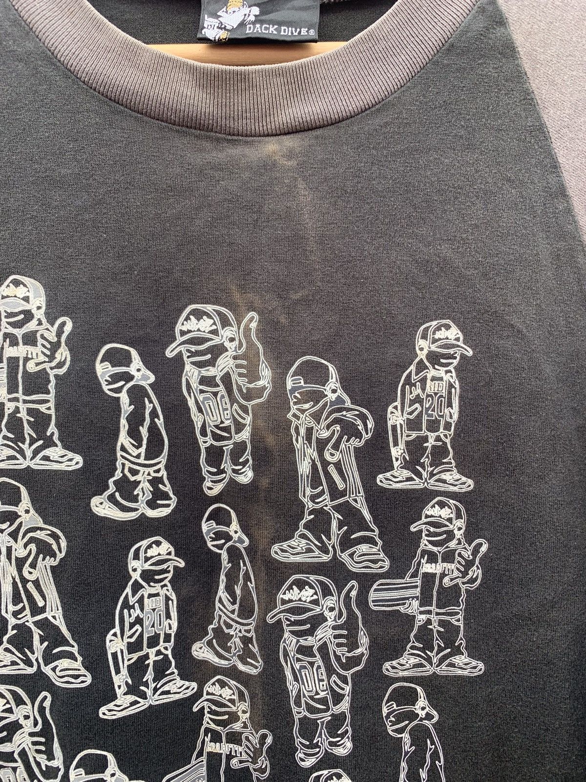 Japanese Brand × Vintage Vintage Sunfaded Graffiti Of Michael Street Entertainer Size US M / EU 48-50 / 2 - 3 Thumbnail