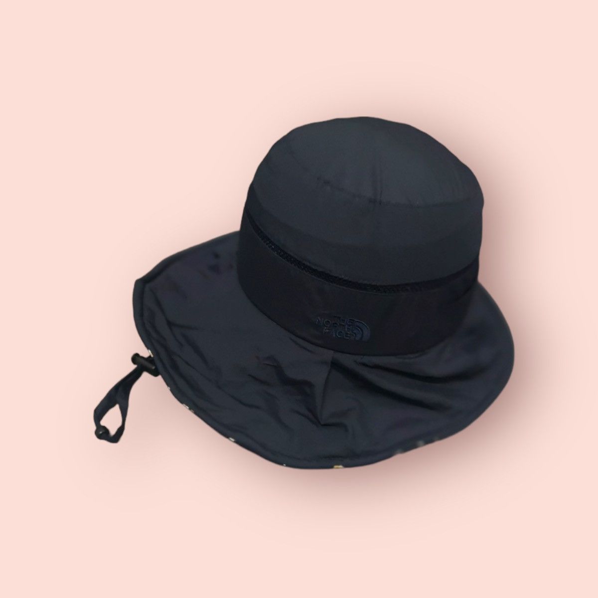 image of Outdoor Life x Outdoor Style Go Out Vintage The North Face Breathable Outdoor Bucket Hat in Navy, W
