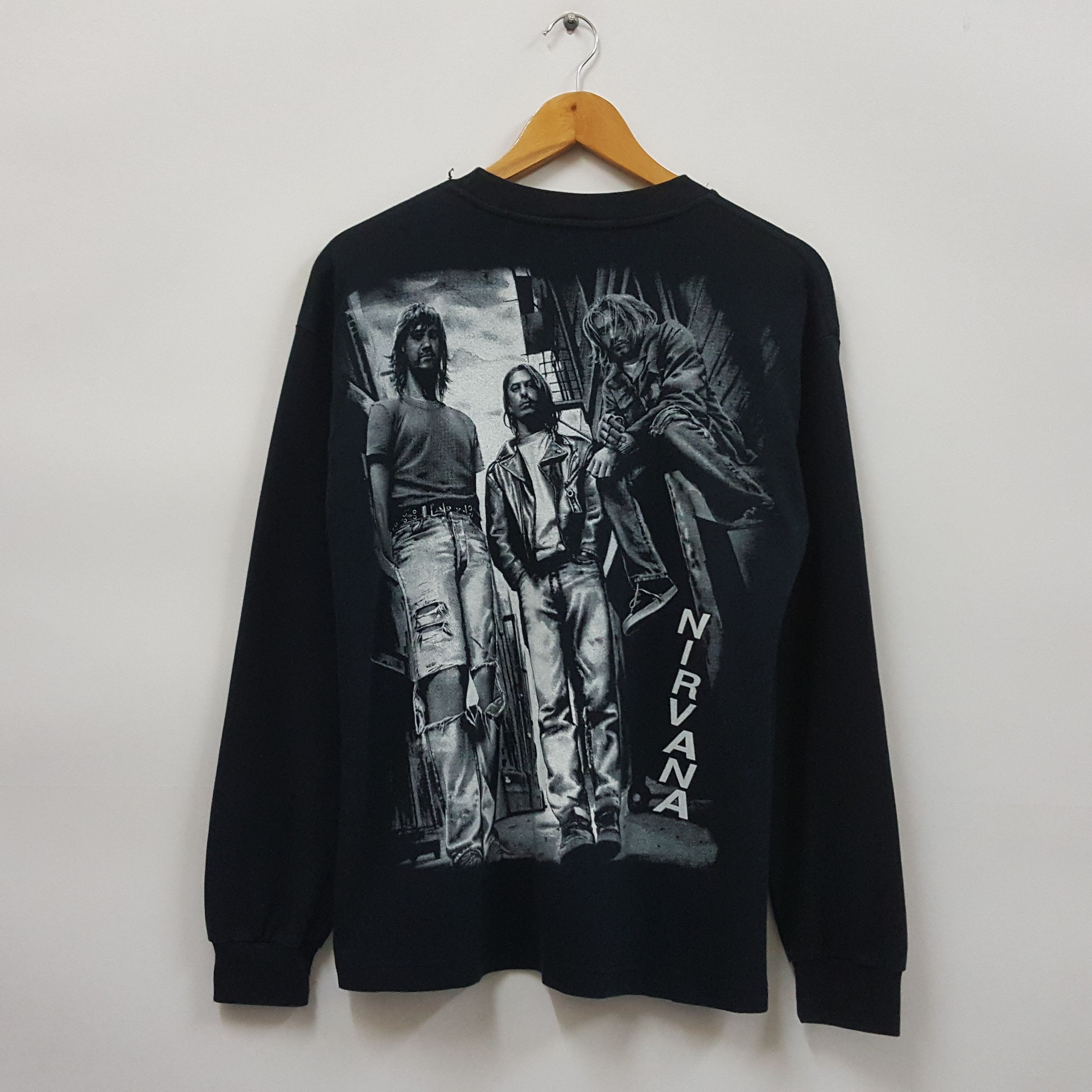 Band Tees × Nirvana × Vintage Vintage NIRVANA Kurt Cobain nirvana long sleeve t-shirt Size US M / EU 48-50 / 2 - 3 Thumbnail
