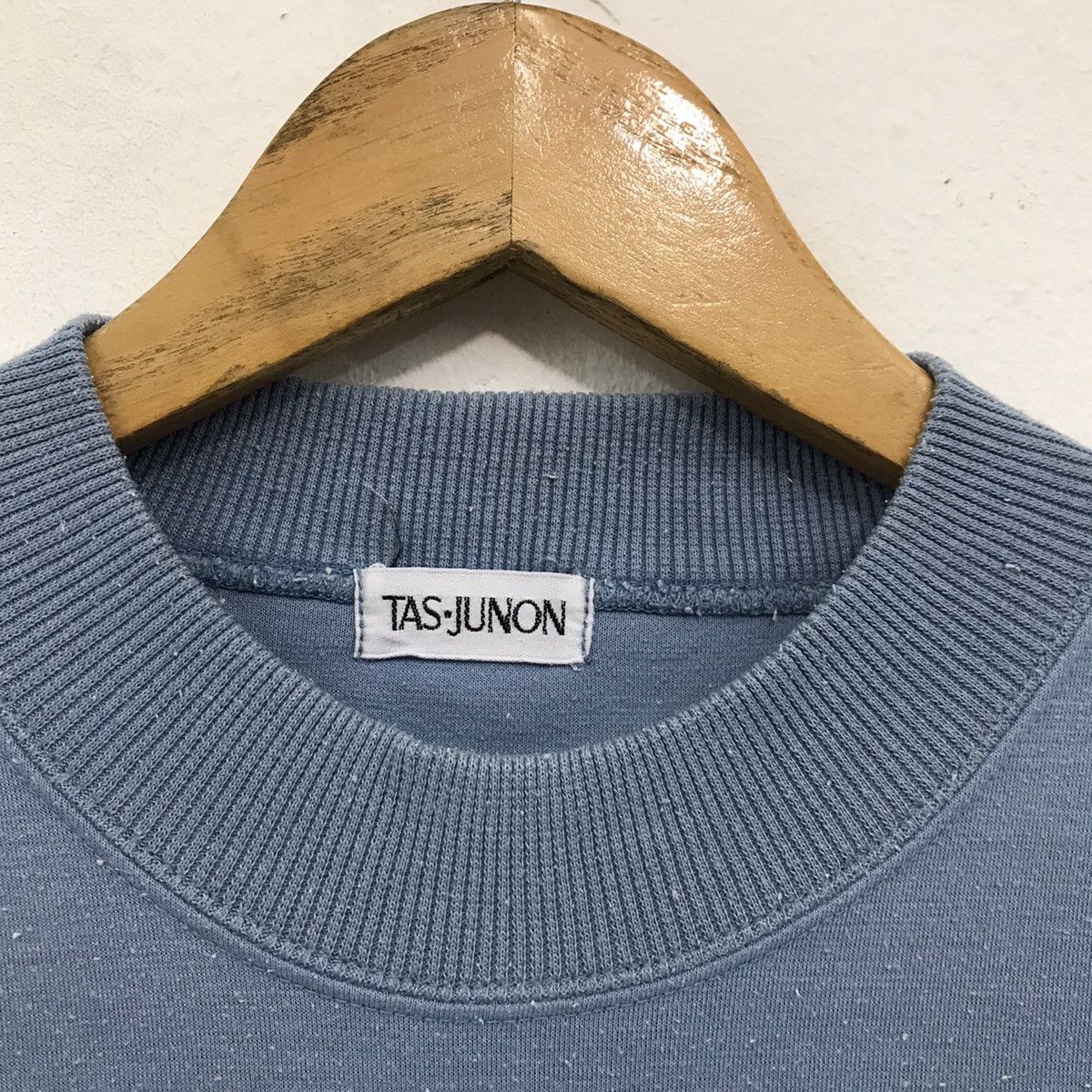 Vintage Vintage Tas Junon Sweatshirt CrewNeck Pullover Jumper Size US M / EU 48-50 / 2 - 6 Thumbnail