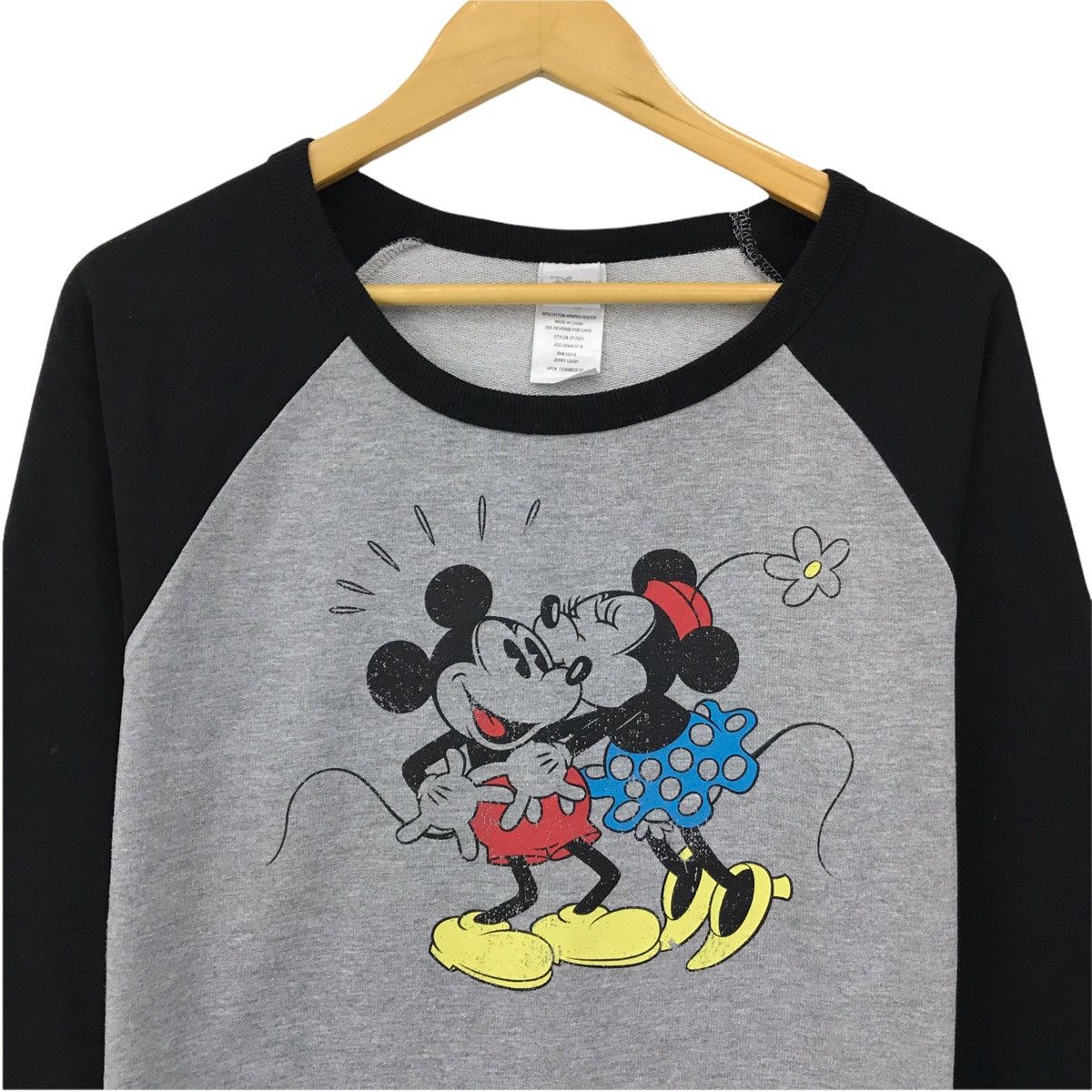 Cartoon Network × Disney × Mickey Mouse Vintage Disney Mickey Mouse Sweatshirt Logo Mickey & Minnie Size US M / EU 48-50 / 2 - 2 Thumbnail