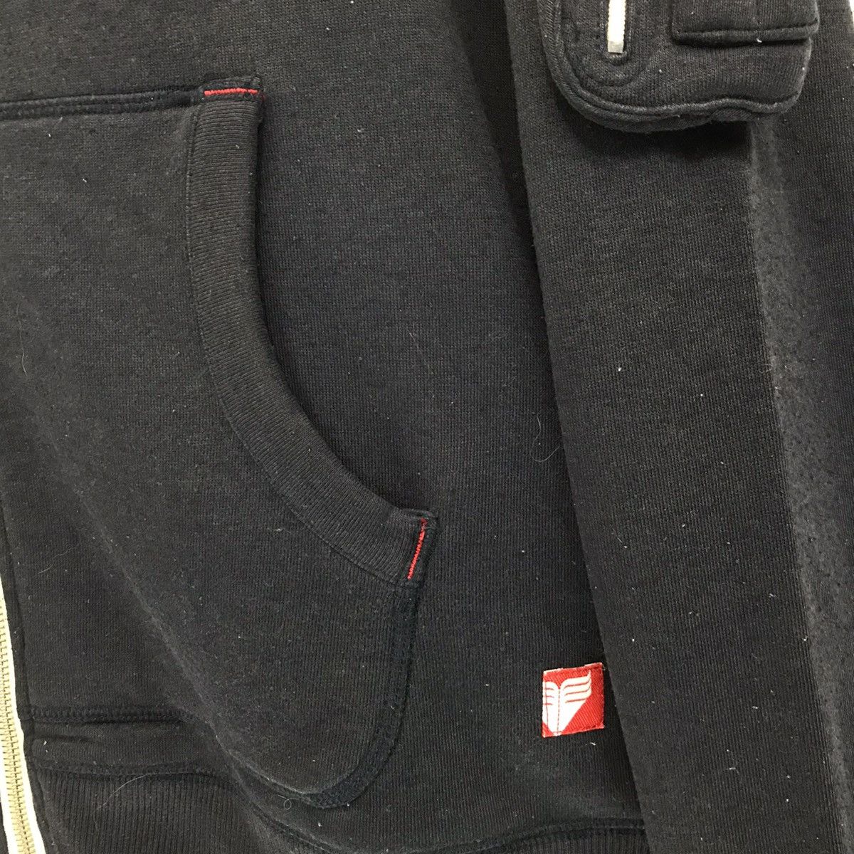 Japanese Brand × Vintage Vintage TYR Sweatshirt TYR Hoodie Pullover Jumper Size US M / EU 48-50 / 2 - 7 Thumbnail