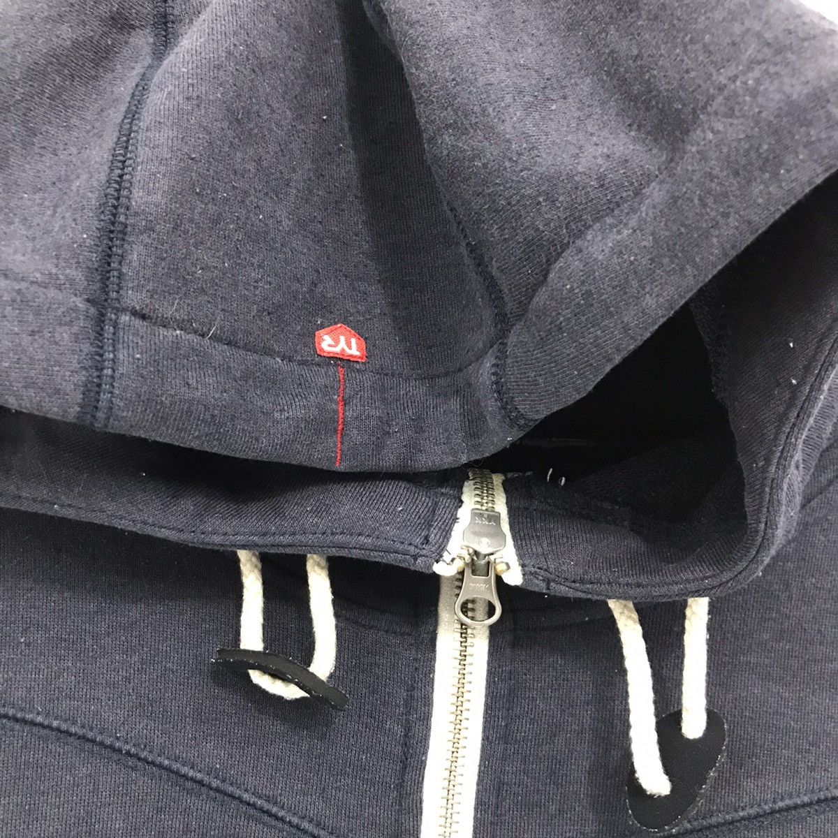 Japanese Brand × Vintage Vintage TYR Sweatshirt TYR Hoodie Pullover Jumper Size US M / EU 48-50 / 2 - 5 Thumbnail