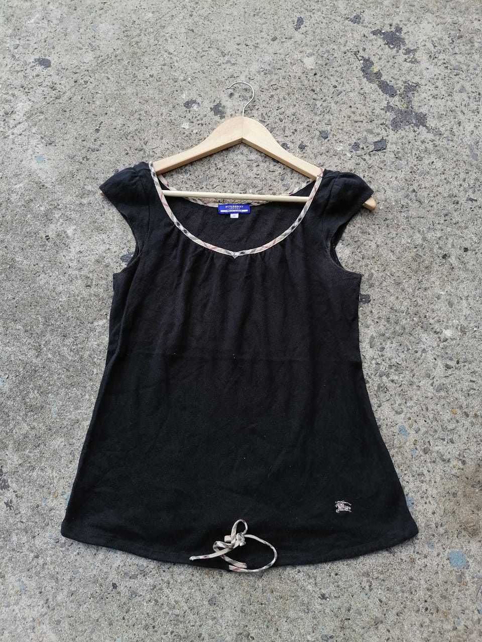 Burberry × Japanese Brand Burberry Made In Japan Womenwear Sleeveless Shirt Size XXS / US 00 / IT 34 - 1 Thumbnail