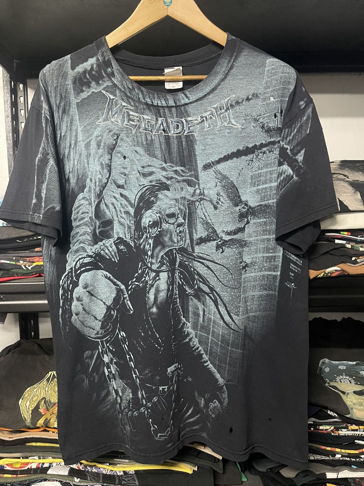 Band Tees Thrashed Vintage Megadeth Aop Promo Faded Grunge Tee Size US L / EU 52-54 / 3 - 1 Thumbnail