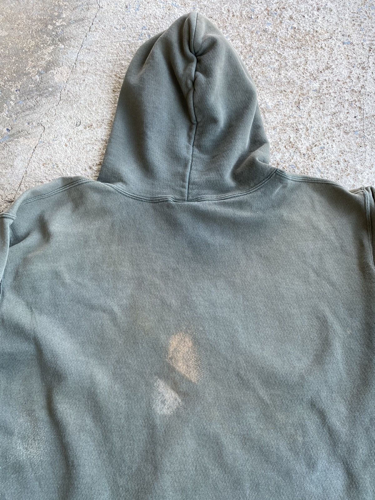 Champion × Vintage Vintage 90’s Champion Olive Fade Distressed Hood Sweatshirt Size US XL / EU 56 / 4 - 13 Thumbnail