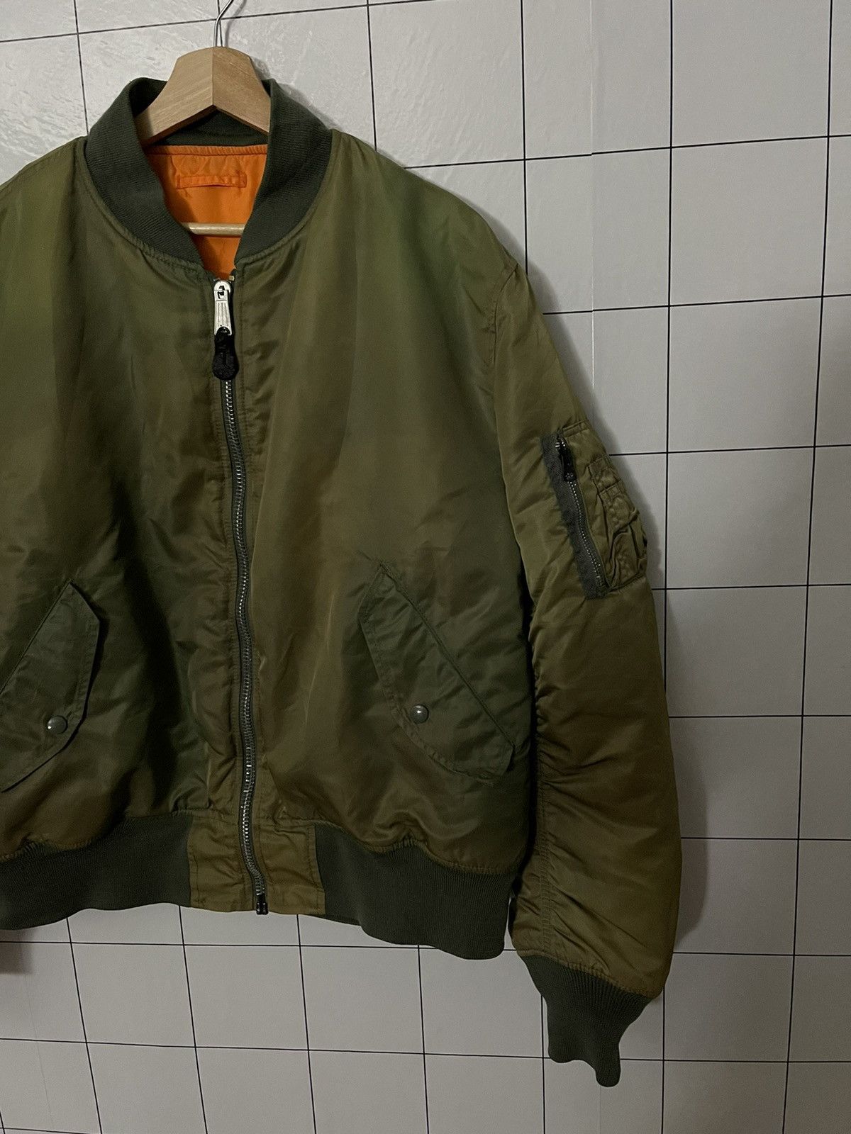 Alpha Industries × Vintage Vintage Alpha Industries Kanye Style Bomber Jacket Size US XL / EU 56 / 4 - 2 Thumbnail