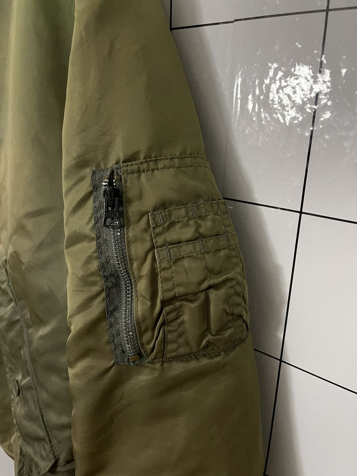 Alpha Industries × Vintage Vintage Alpha Industries Kanye Style Bomber Jacket Size US XL / EU 56 / 4 - 5 Thumbnail