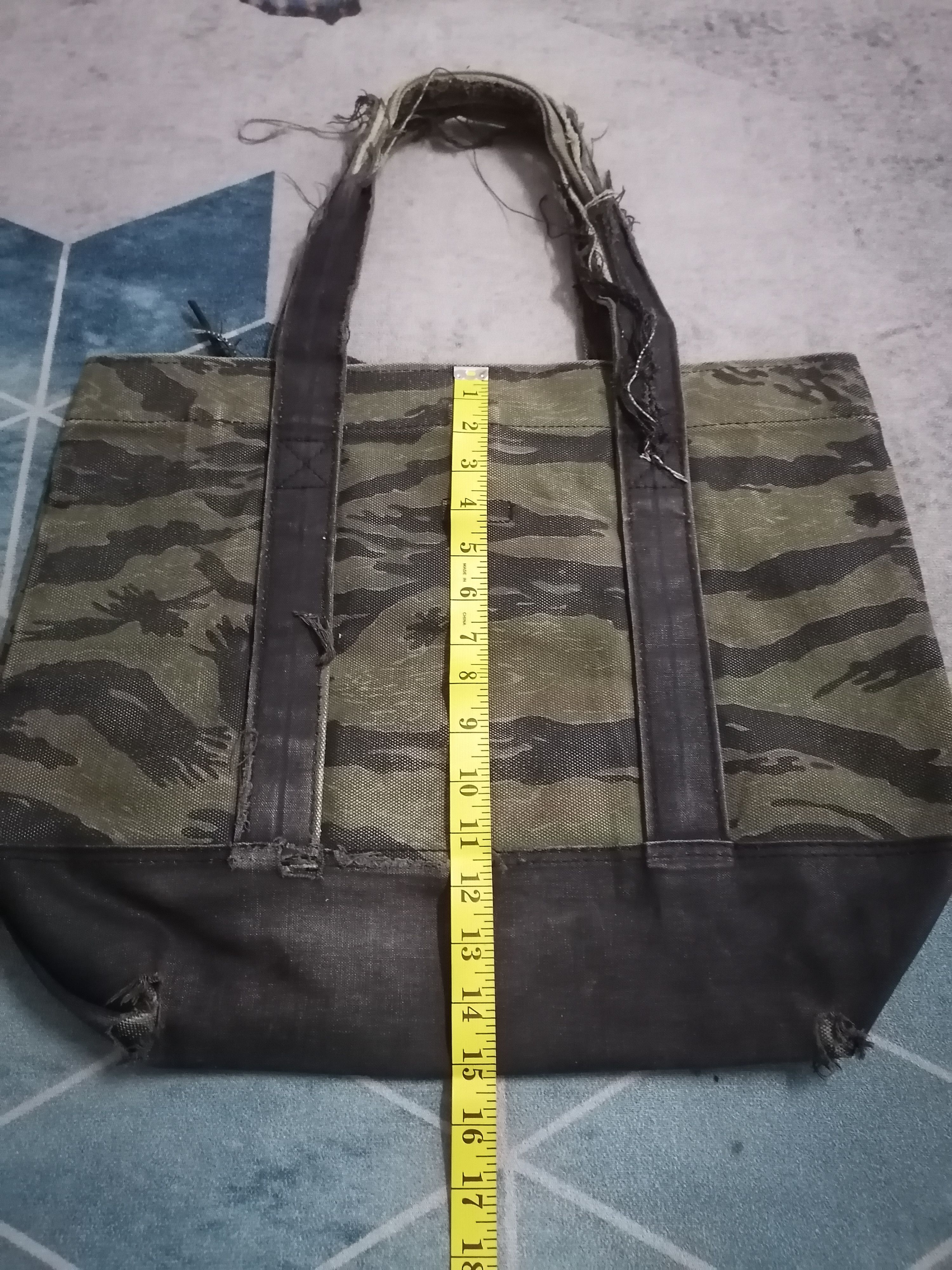 Hysteric Glamour × Japanese Brand Hysteric Glamour Trashed Tiger Stripe Duck Canvas Tote Bag Size ONE SIZE - 15 Thumbnail