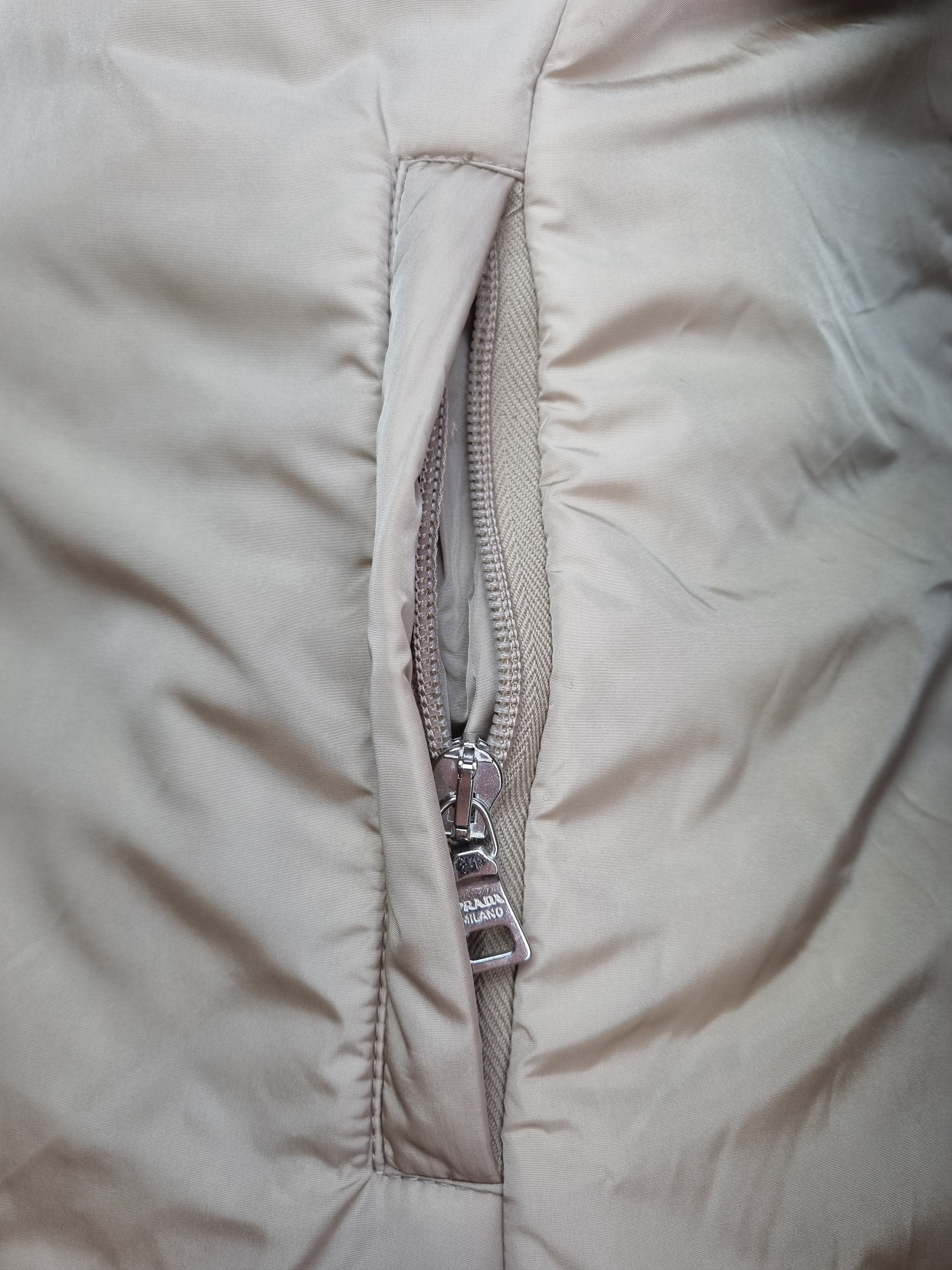 Prada 90s PRADA Gold Nylon Soft Fabrics Vintage Jacket Size M / US 6-8 / IT 42-44 - 25 Thumbnail