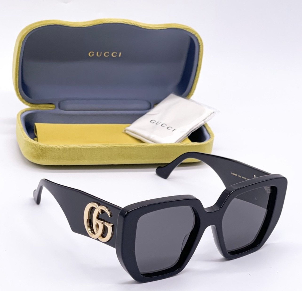 Gucci NEW GUCCI GG0956S 001 GUCCI SUNGLASSES GG0956S BLACK Size ONE SIZE - 4 Thumbnail