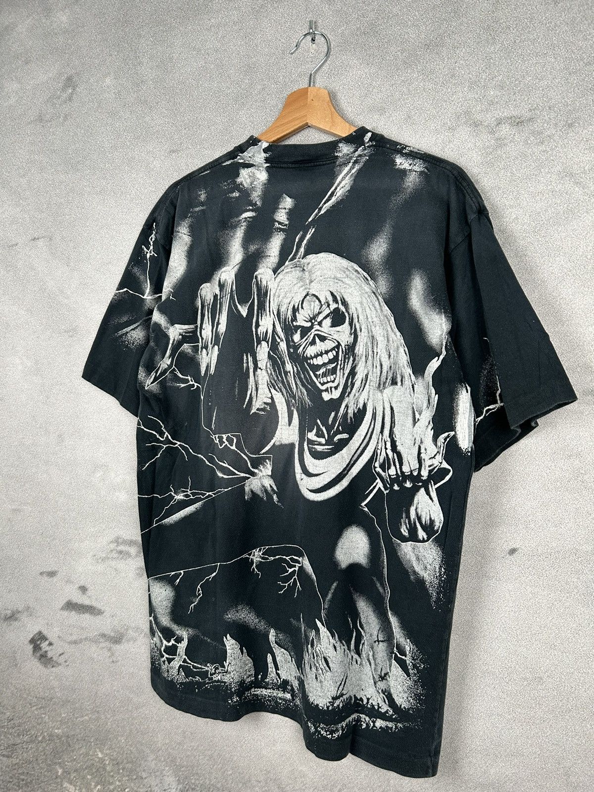 Band Tees Vintage Iron Maiden Overprint 1992 Mega Rare AOP 90s Metal Size US L / EU 52-54 / 3 - 5 Thumbnail