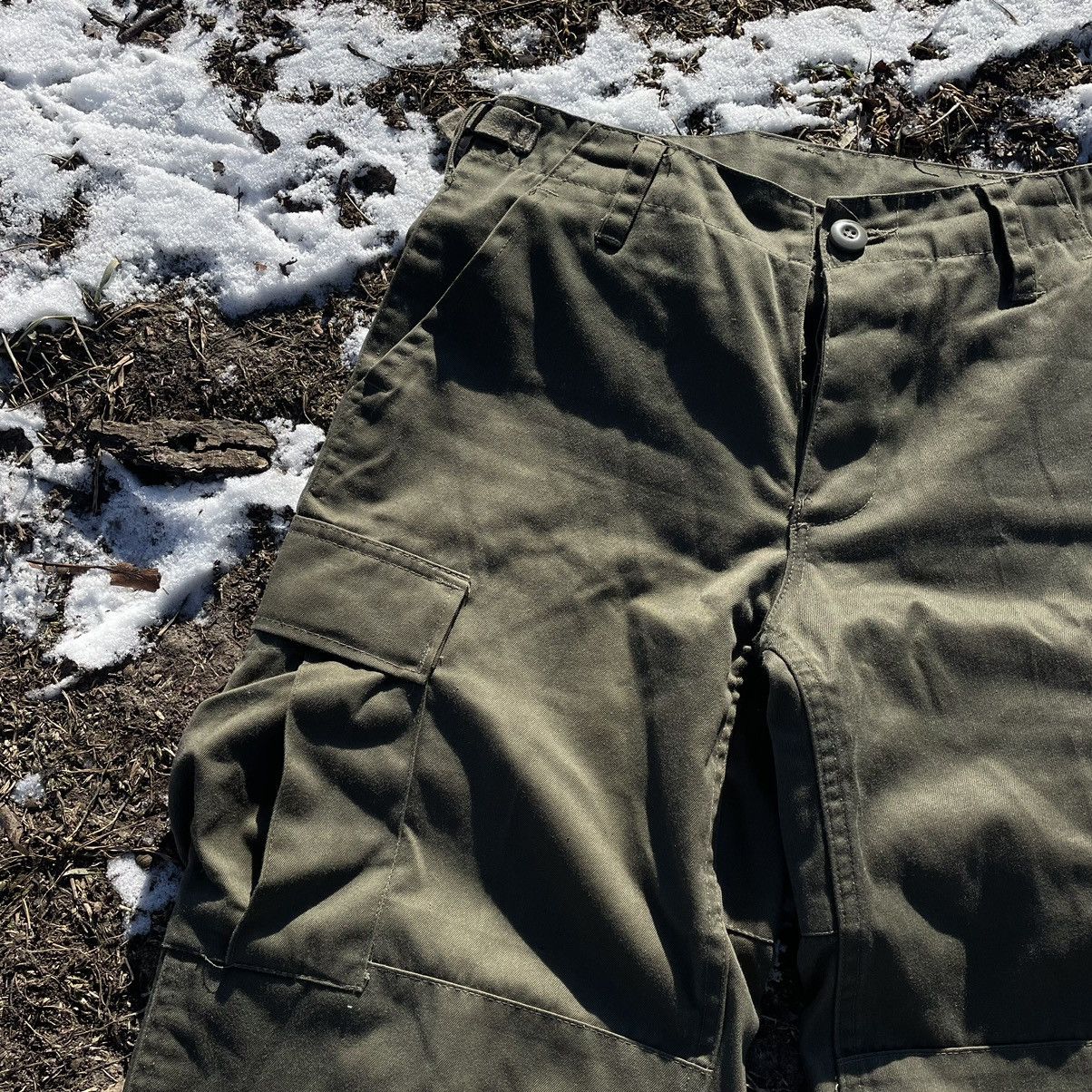 Vintage Vintage 90s Baggy Cargo Pants Olive Green Streetwear Y2K 30 Size US 30 / EU 46 - 5 Thumbnail