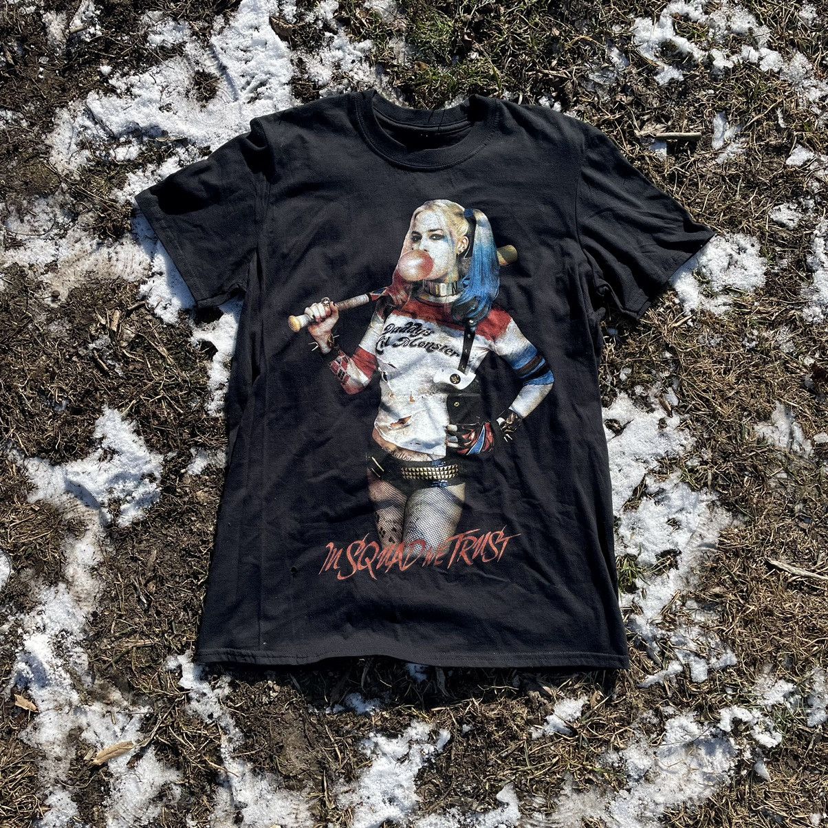 Band Tees Vintage Y2K Tee 90s Sexy Queen Face Band Rock M Size US M / EU 48-50 / 2 - 1 Thumbnail
