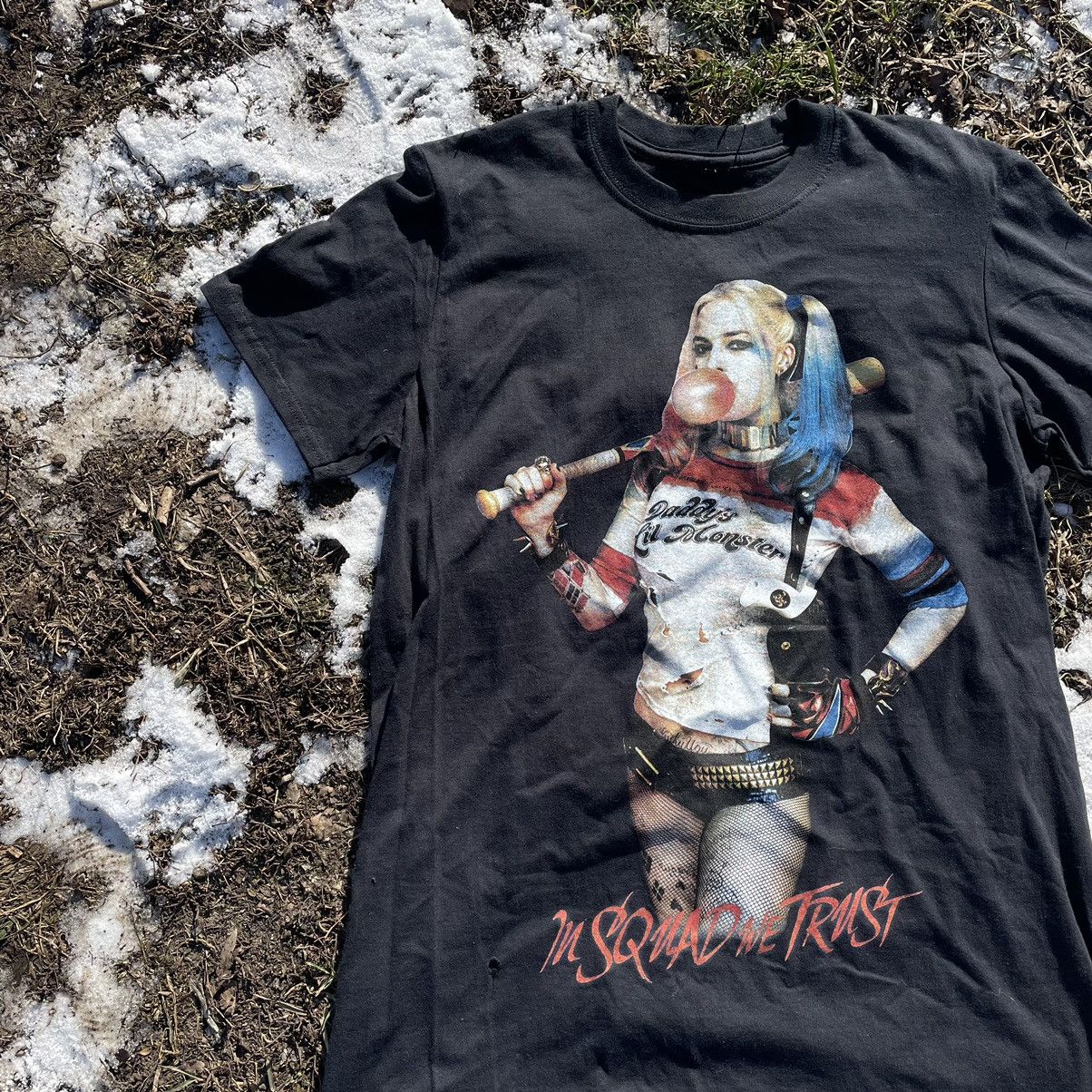 Band Tees Vintage Y2K Tee 90s Sexy Queen Face Band Rock M Size US M / EU 48-50 / 2 - 2 Thumbnail