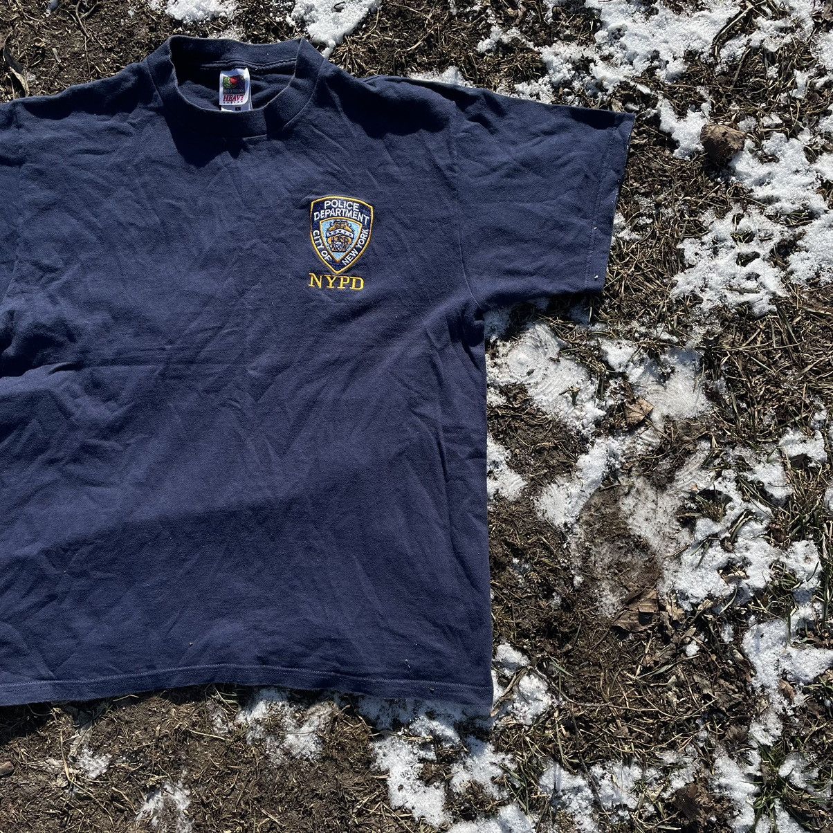 Band Tees Vintage Y2K NYPD Logo Faded Hard Band Tee Buymypiece 90s Size US L / EU 52-54 / 3 - 2 Thumbnail