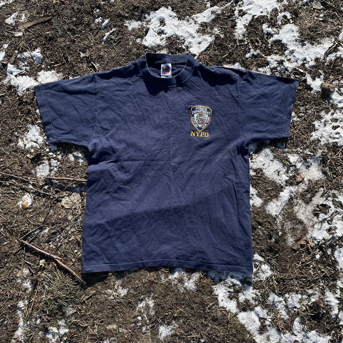 Band Tees Vintage Y2K NYPD Logo Faded Hard Band Tee Buymypiece 90s Size US L / EU 52-54 / 3 - 1 Thumbnail