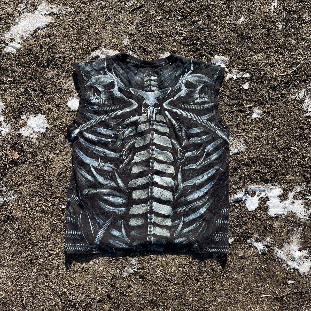 Band Tees Vintage 90s 666 Skulls Sexy Vamp Dead Face Horror Tee 90s Size US M / EU 48-50 / 2 - 5 Thumbnail