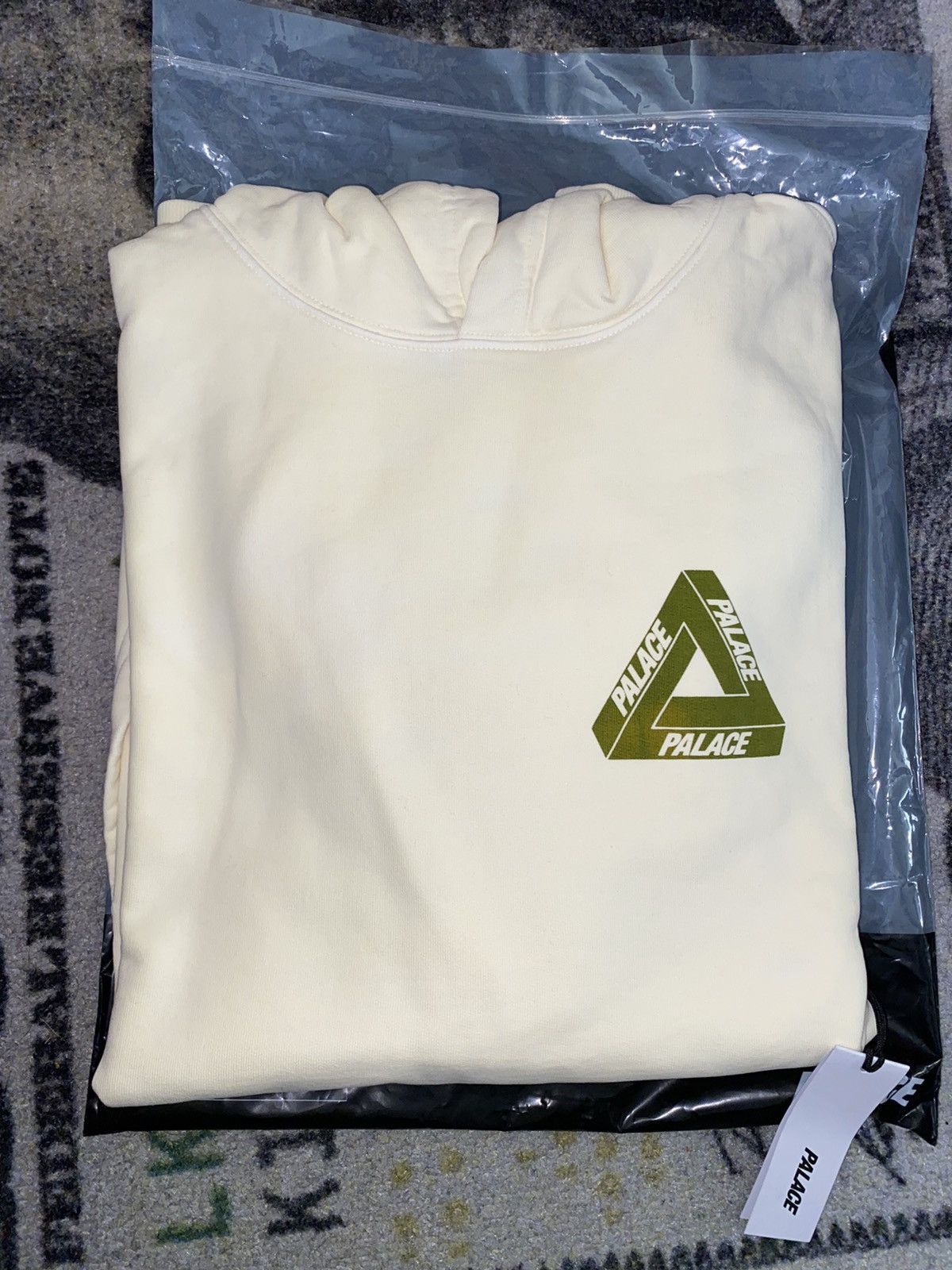 image of Palace Reacto Tri-Ferg Hood Yellow, Men's (Size Large)