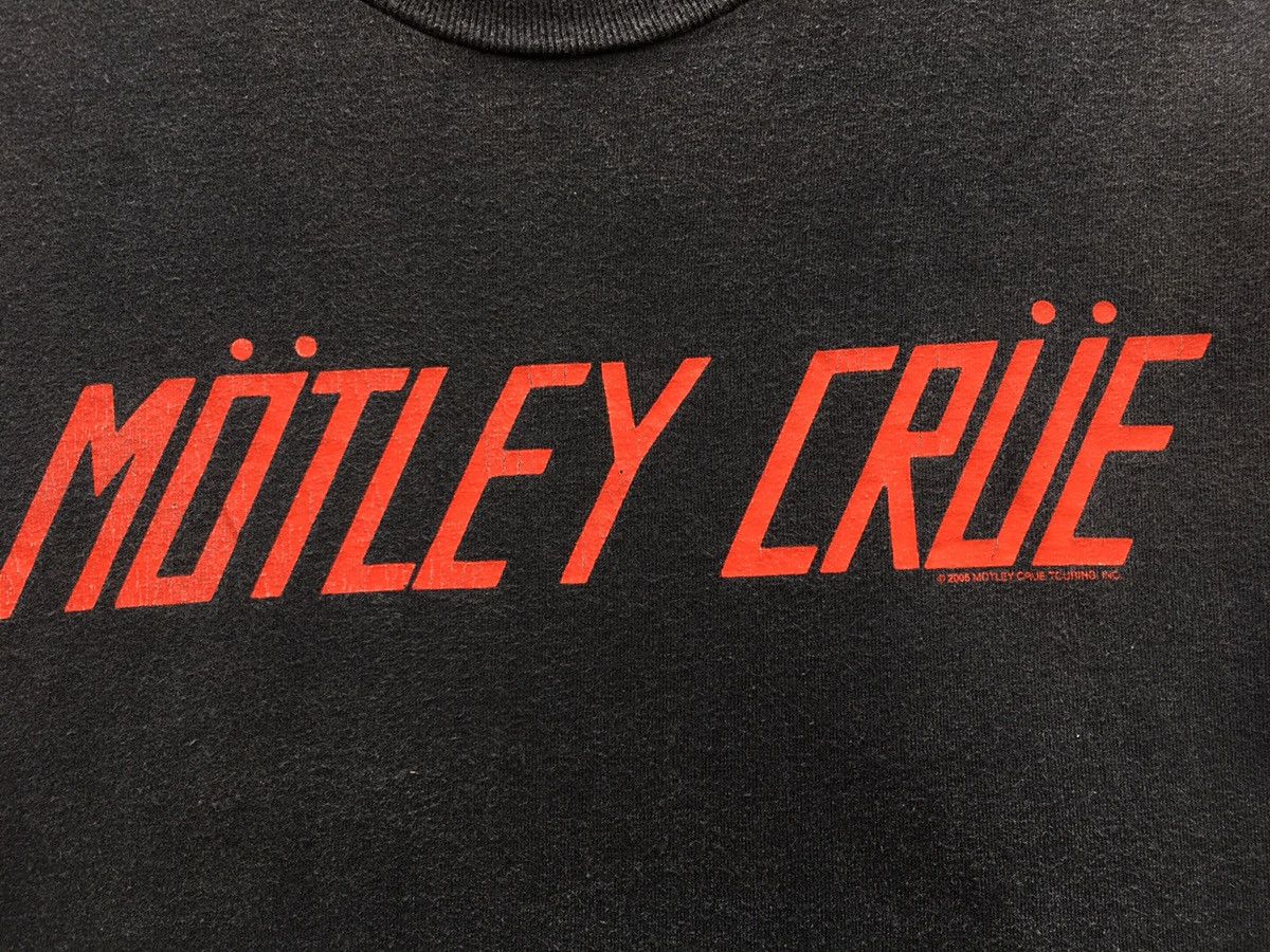 Band Tees Vintage 2005 Montley Crue SIN Fan Club Tour Tee Size US M / EU 48-50 / 2 - 6 Thumbnail