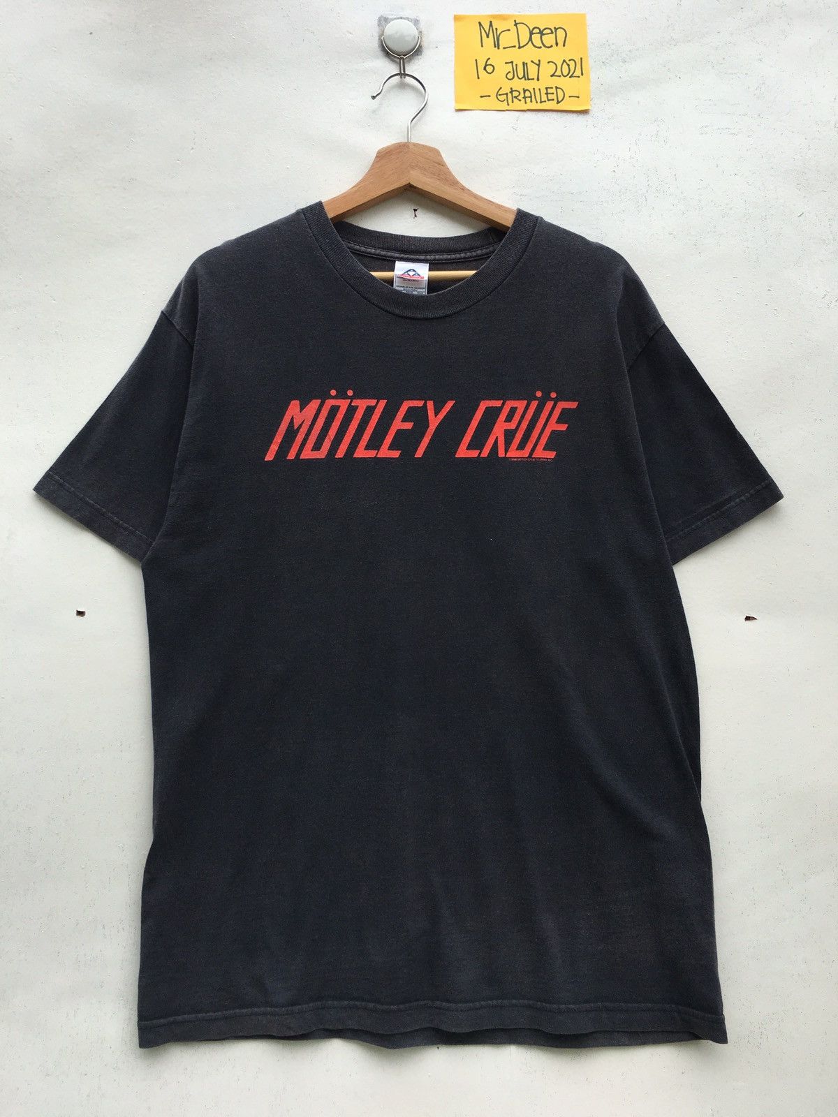 Band Tees Vintage 2005 Montley Crue SIN Fan Club Tour Tee Size US M / EU 48-50 / 2 - 2 Thumbnail