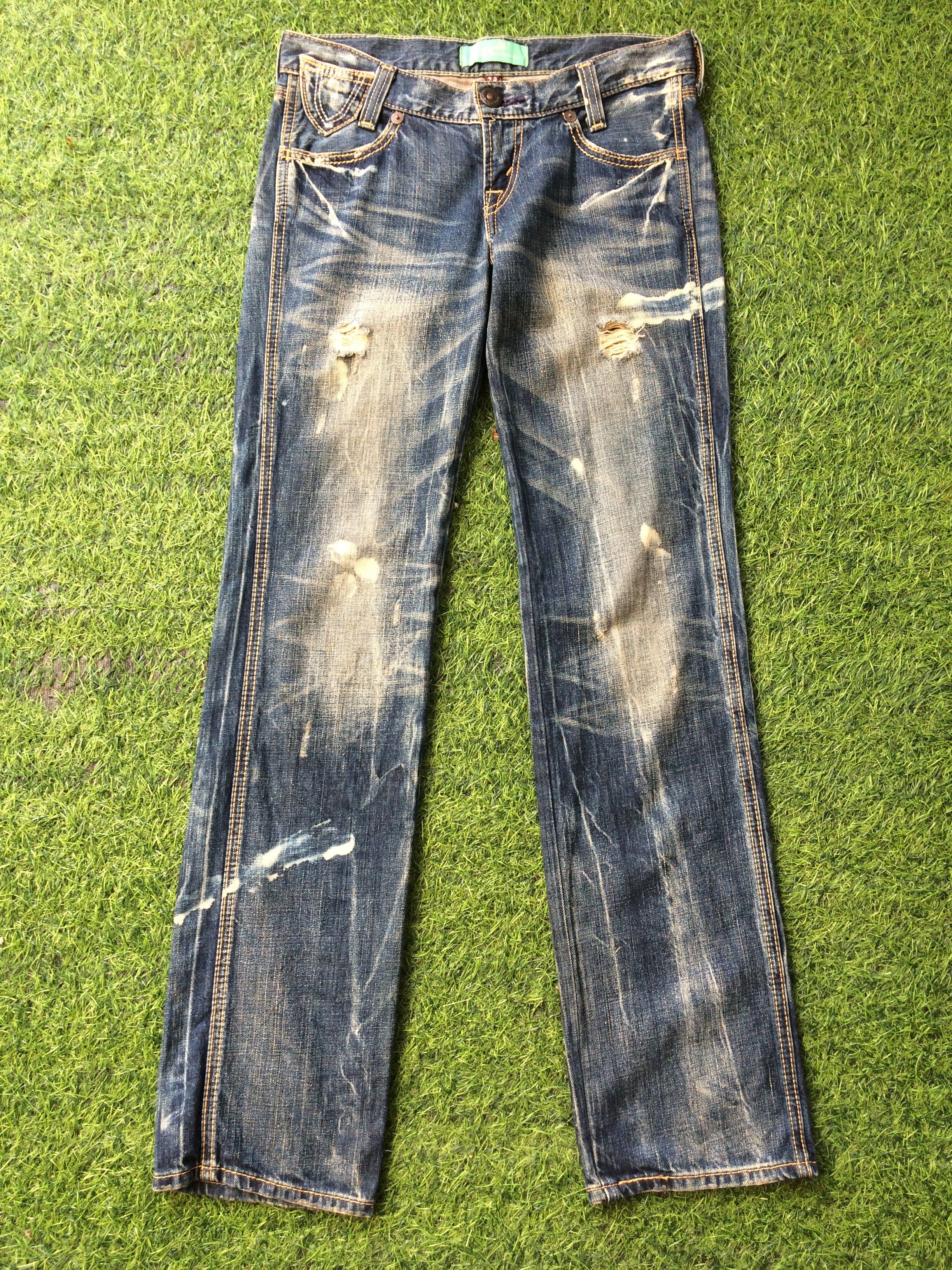 Levi's Distressed Levi's Low Rise Jeans #D-467 Size 25" / US 0 / IT 36 - 1 Thumbnail