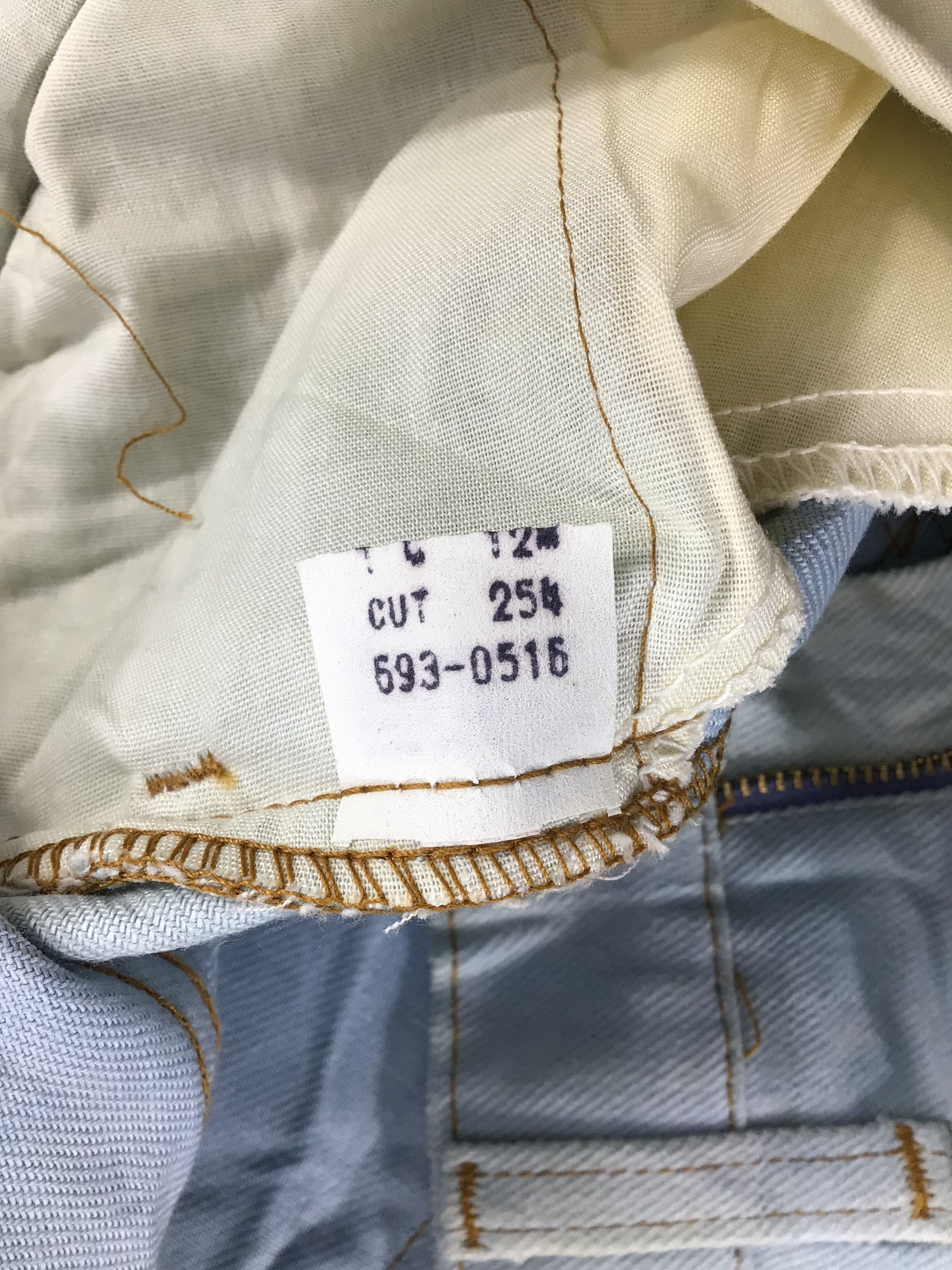 Levi's × Vintage Vintage 80s Levis Jeans White Tab Flare Pants-J818 Size US 33 - 9 Thumbnail