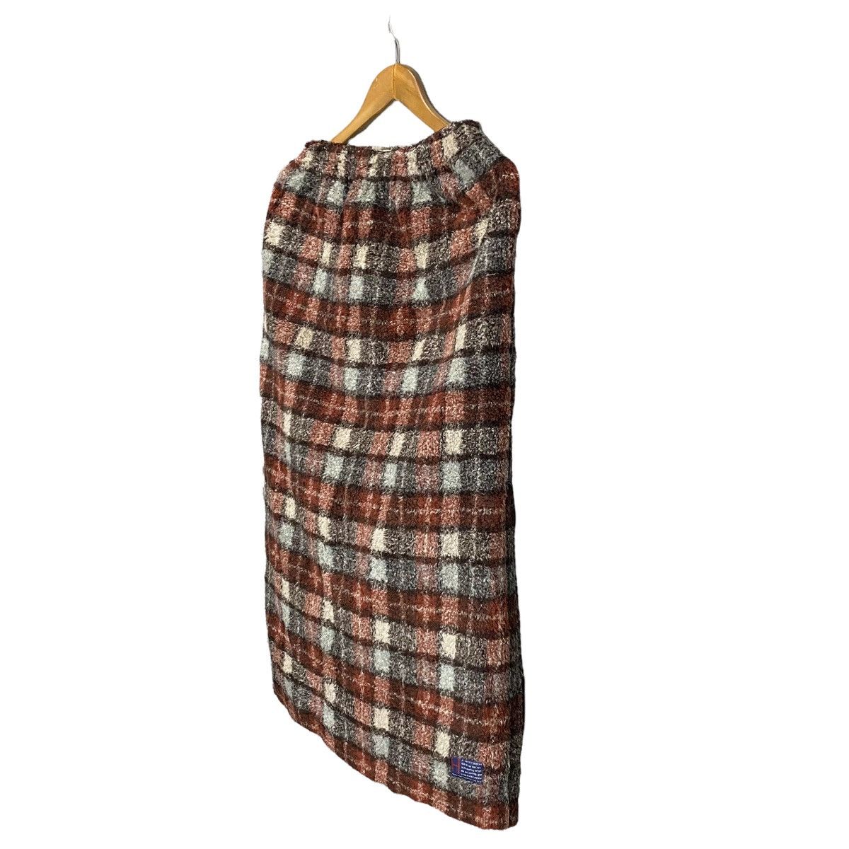 Issey Miyake Hai sporting Gear by issey miyake fleece maxi skirt Size 30" / US 8 / IT 44 - 6 Thumbnail