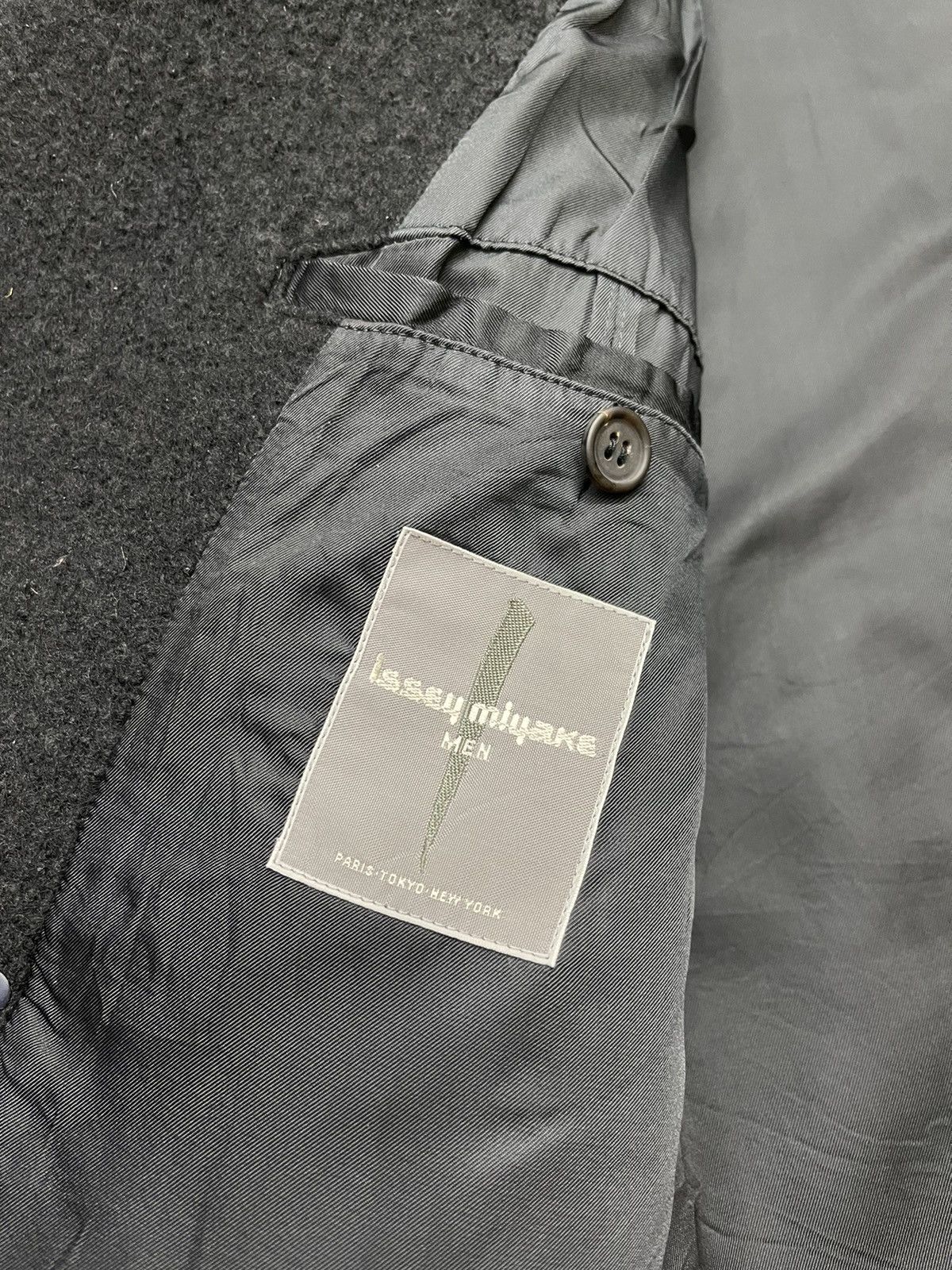 Issey Miyake 80s Issey Miyake Men Double Breasted Jacket Size US M / EU 48-50 / 2 - 4 Thumbnail