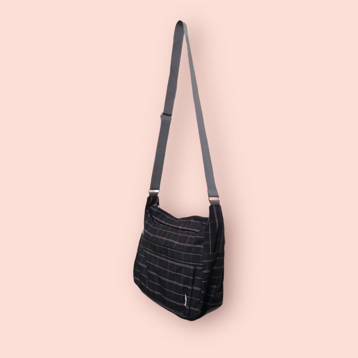 Japanese Brand × Urban Equipment EASTBOY CHECKERED BANANA CROSS BODY SLING Size ONE SIZE - 11 Thumbnail
