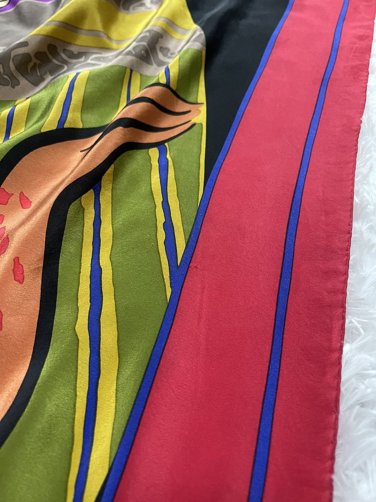 Vintage Vintage PerSpook Paris Silk Scarves Big Logo Size ONE SIZE - 5 Thumbnail